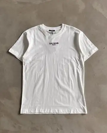 Göğüs Nakış Detaylı Basic T-Shirt
