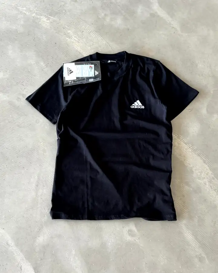 Sol Göğüs Logo Nakışlı Basic T-Shirt