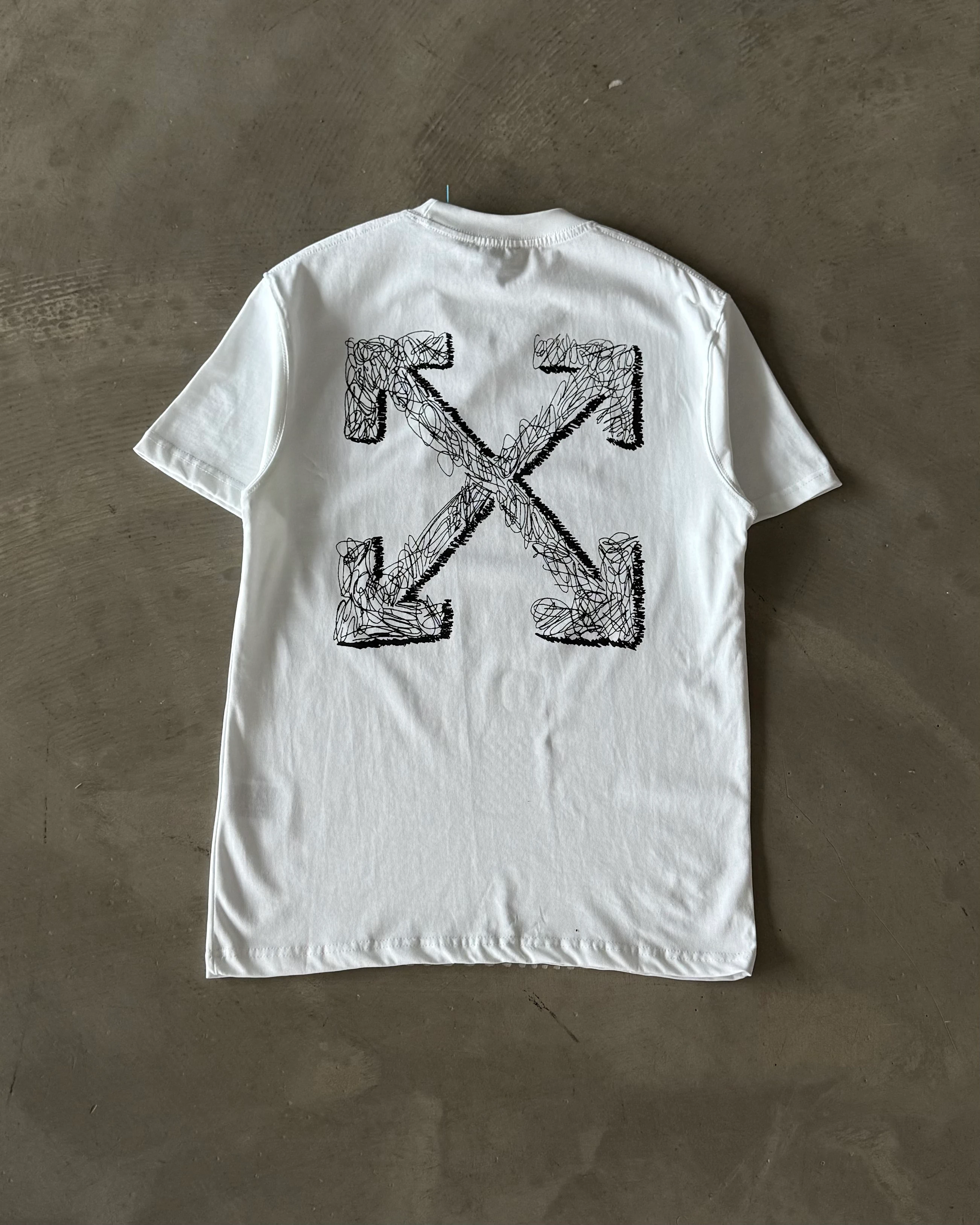 Ön ve Arka Çapraz Baskılı Basic T-Shirt