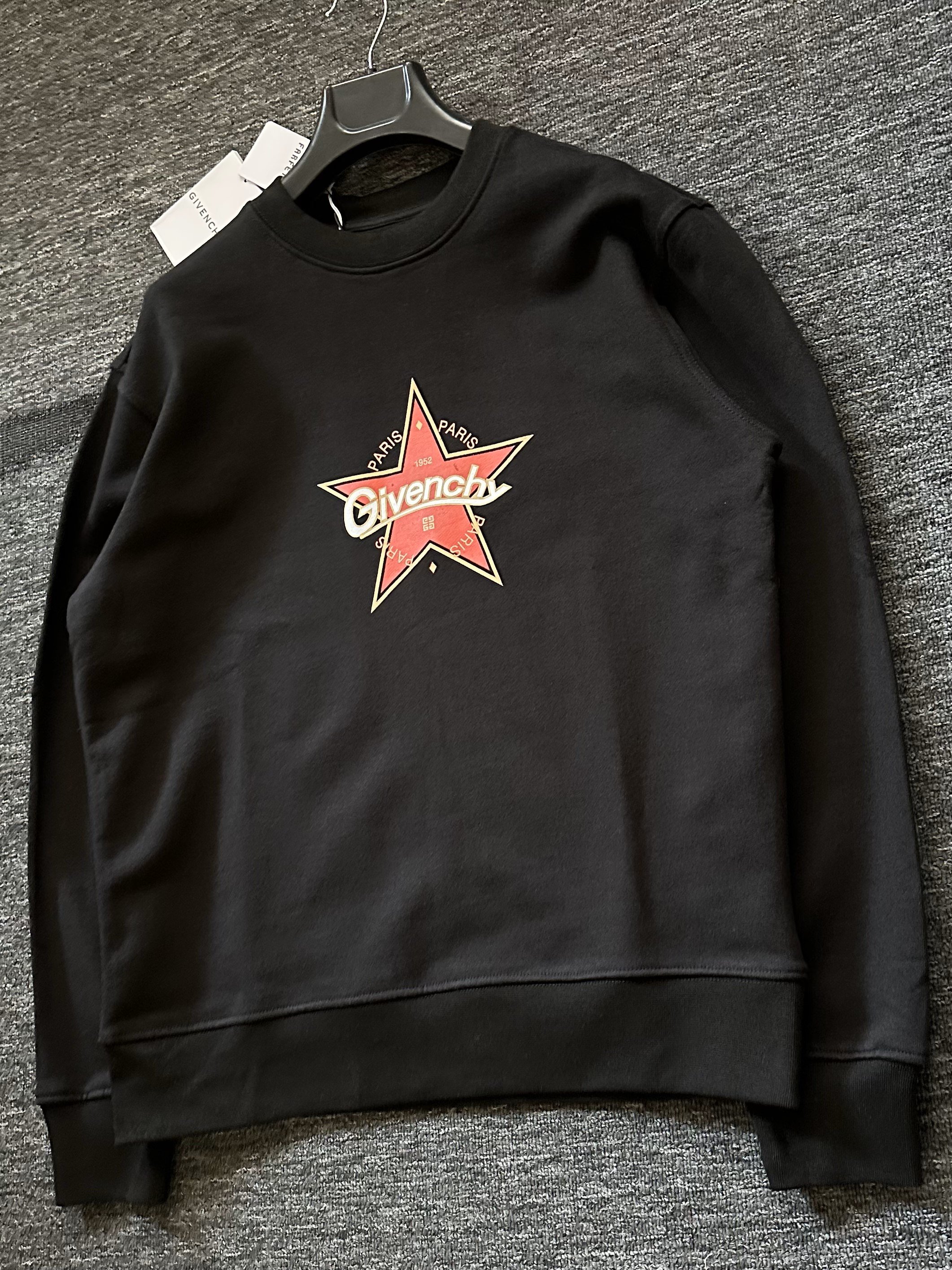 Shine Detail Printed Premium Sweatshirt
