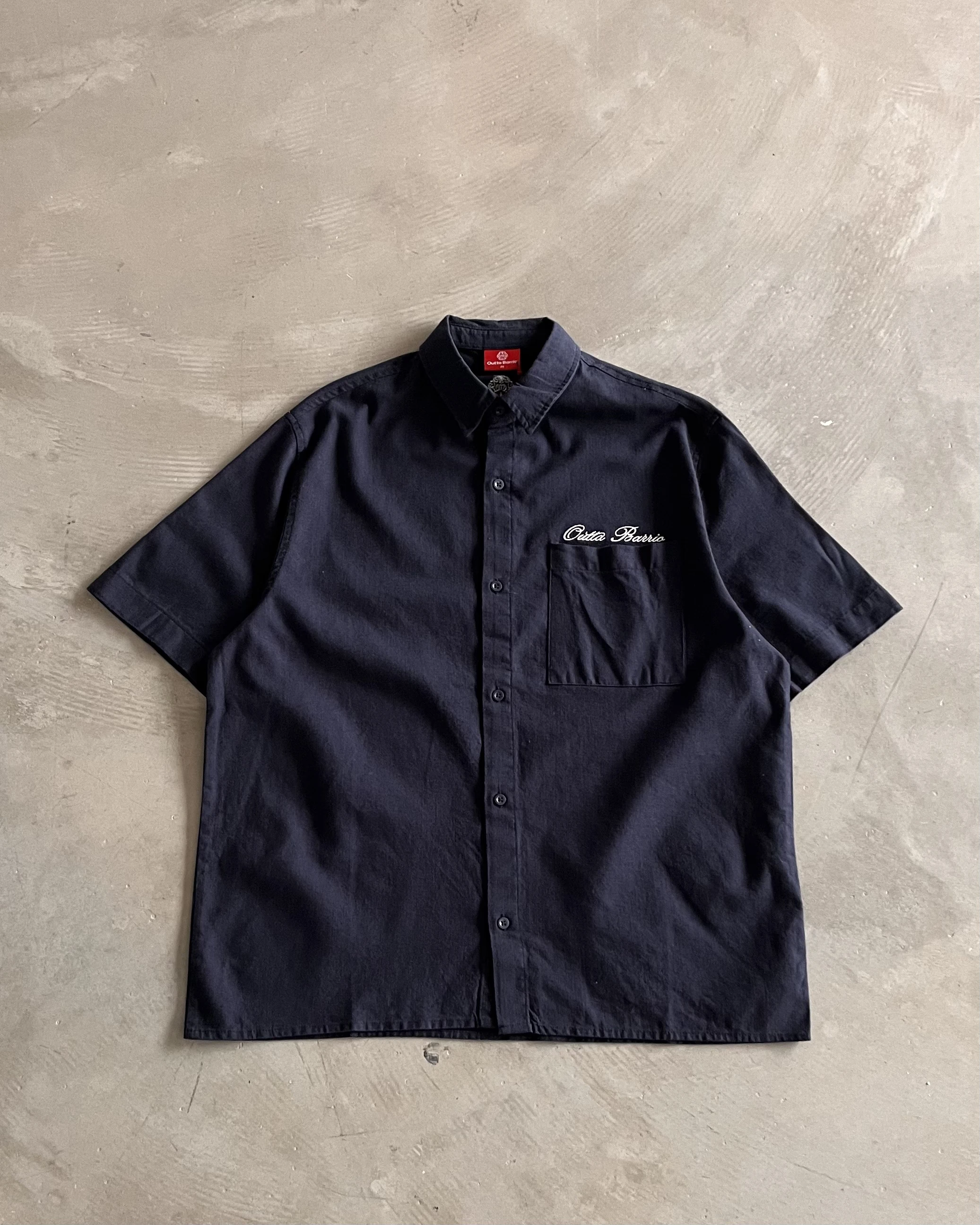 Nakış Detaylı Basic Kısa Kollu Gömlek