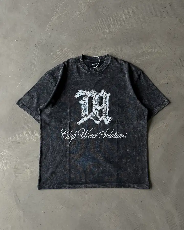 Göğüs Baskılı Yıkamalı Basic T-Shirt