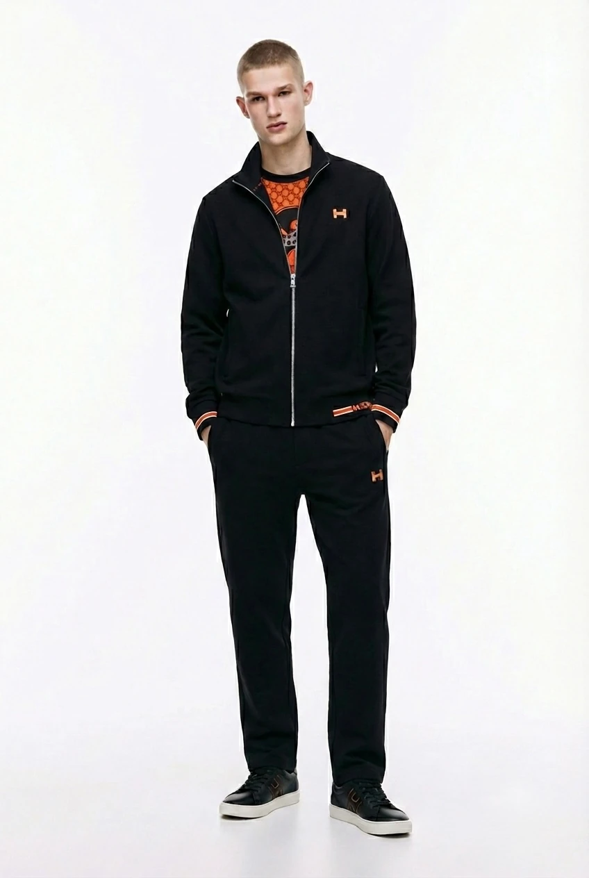 Logo Detay Eşofman Takımı