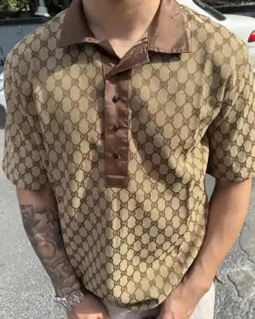 Full Logo Desenli 4 Düğmeli Polo Yaka T-Shirt