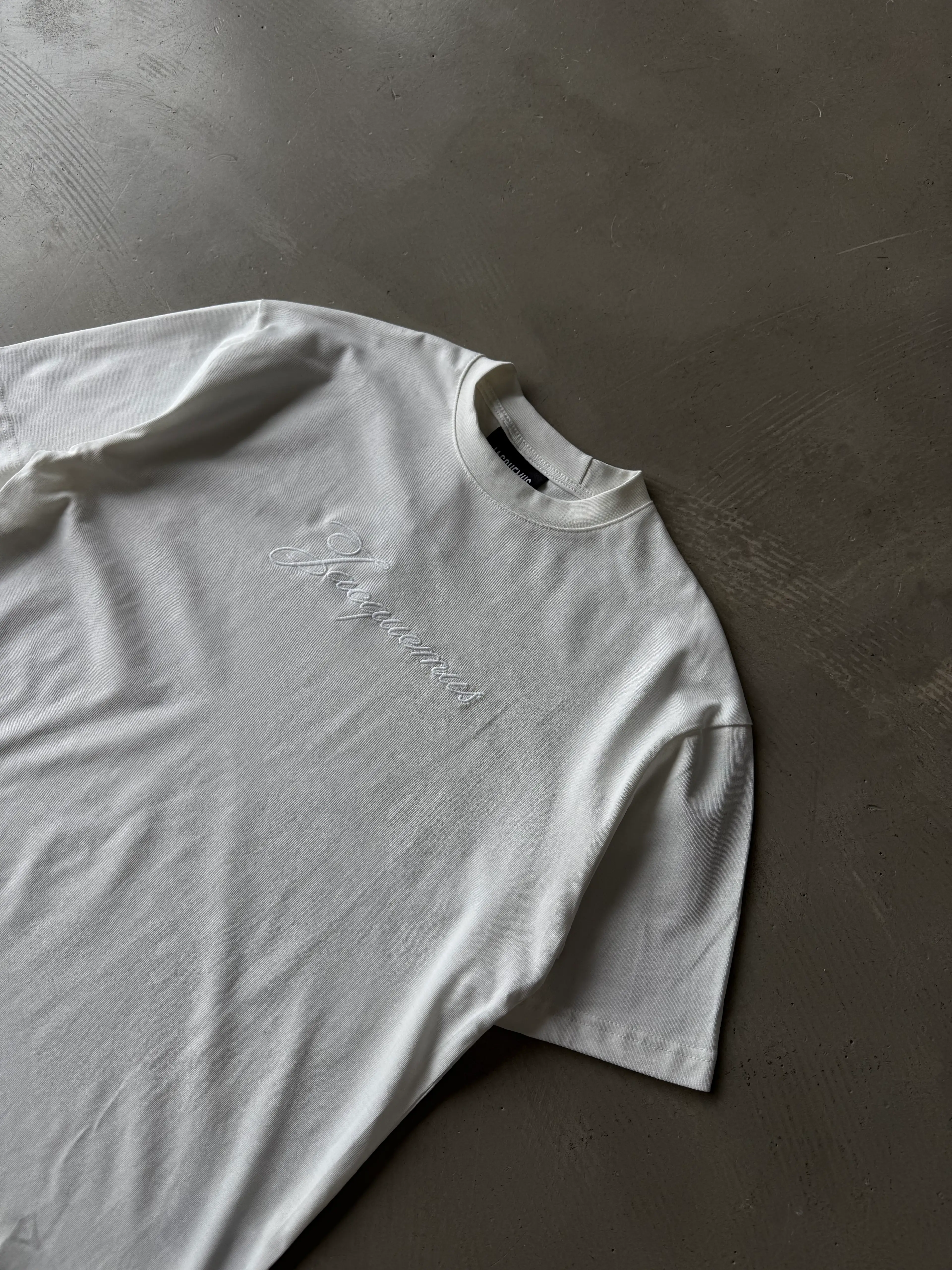 Jacquemus Nakış Detaylı Basic T-Shirt