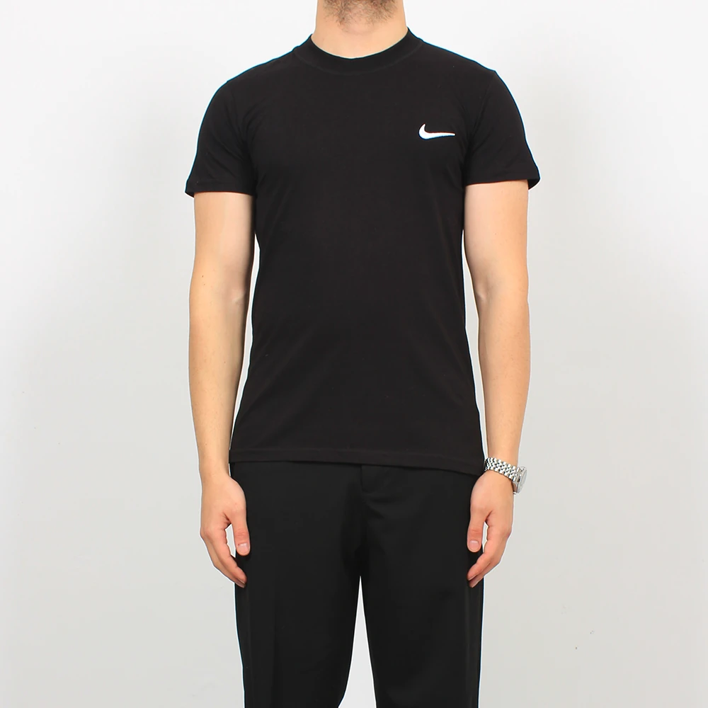 Sol Göğüs Logo Nakışlı T-Shirt