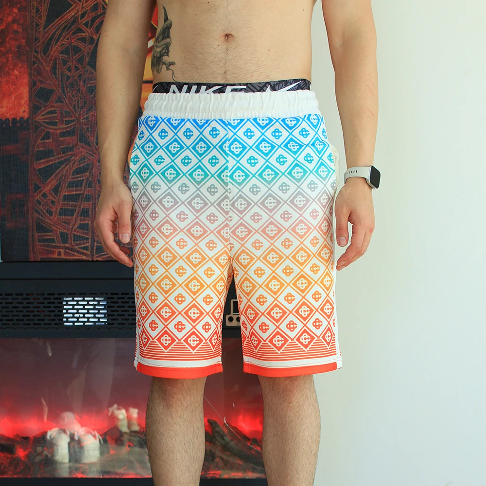 Gökkuşağı Desenli Şort