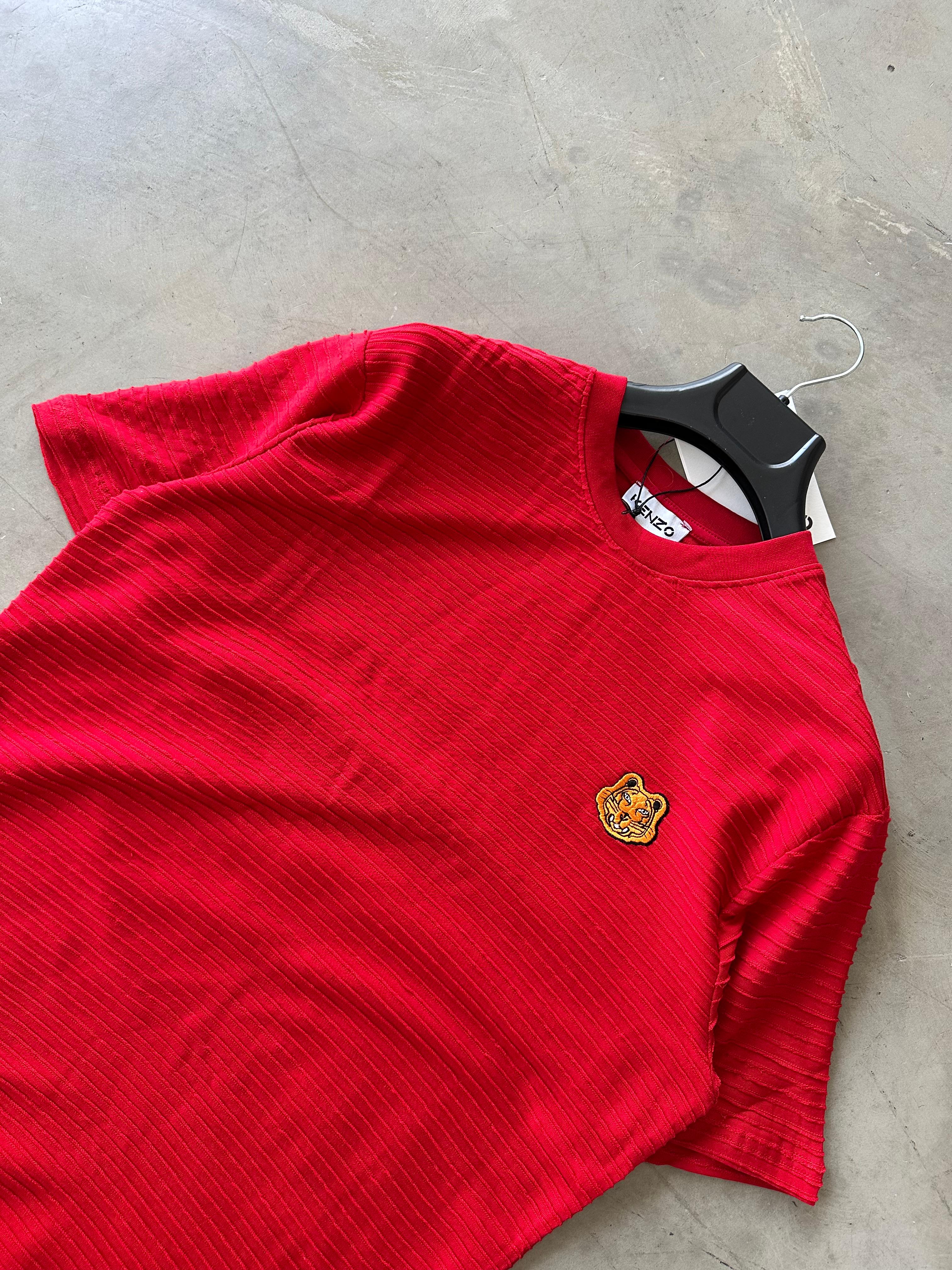 KNZ Logo Detay Nakışlı Basic Tshirt