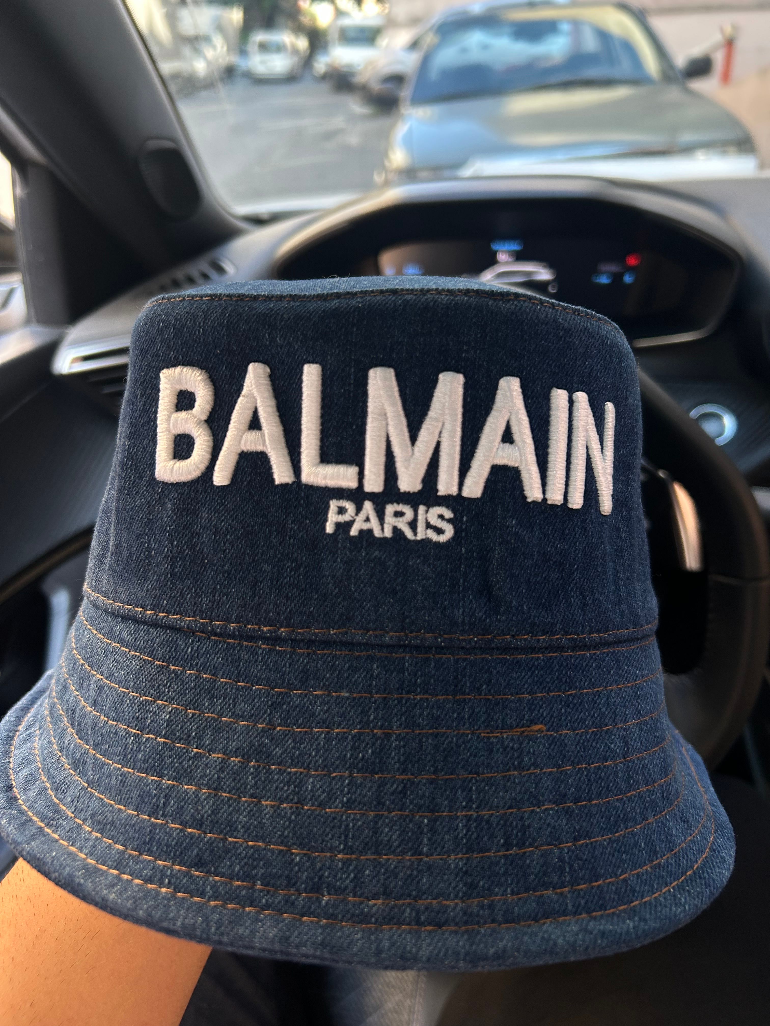 B. Paris Nakışlı Premium Hat