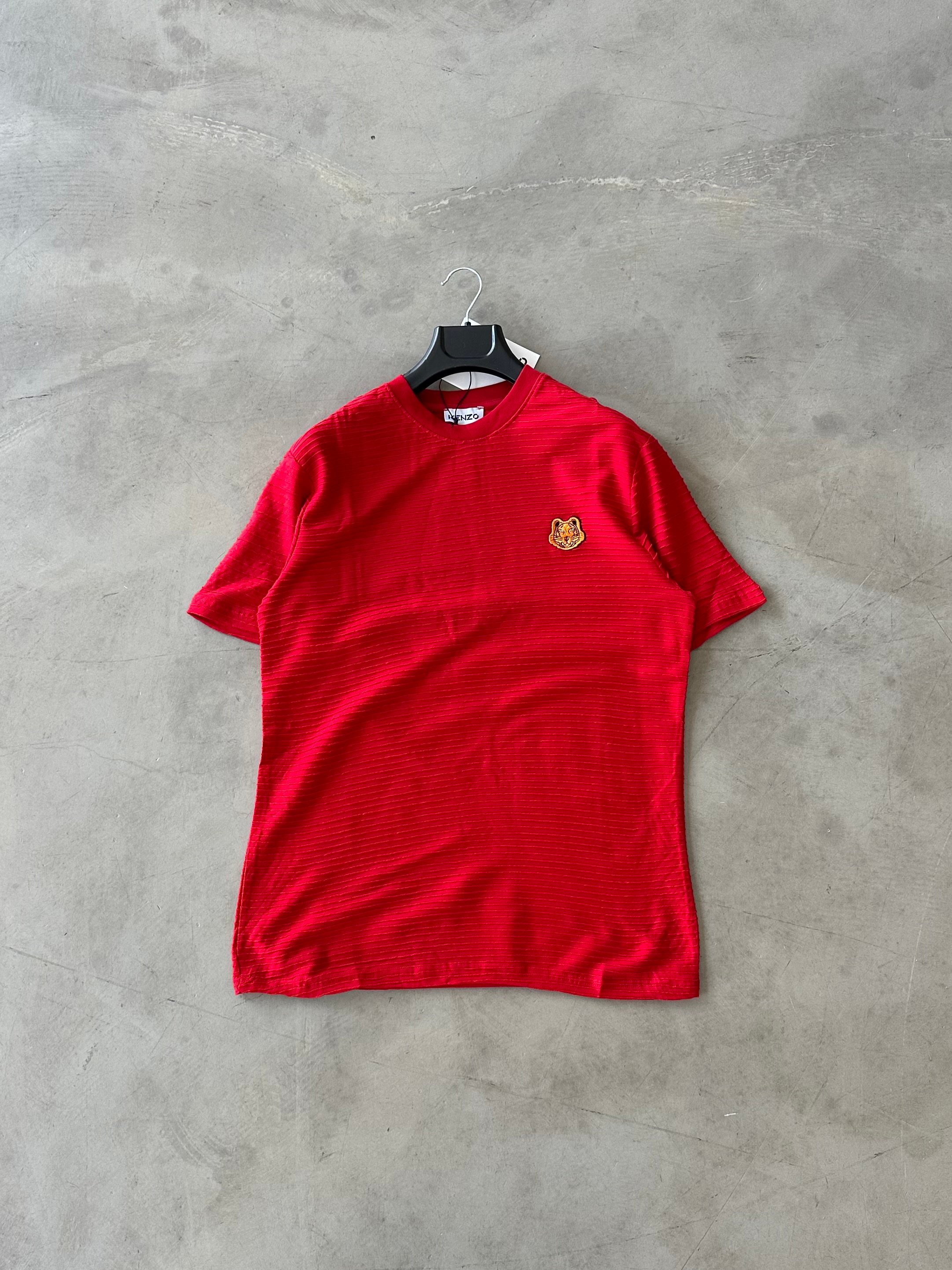 KNZ Logo Detay Nakışlı Basic Tshirt - kırmızı