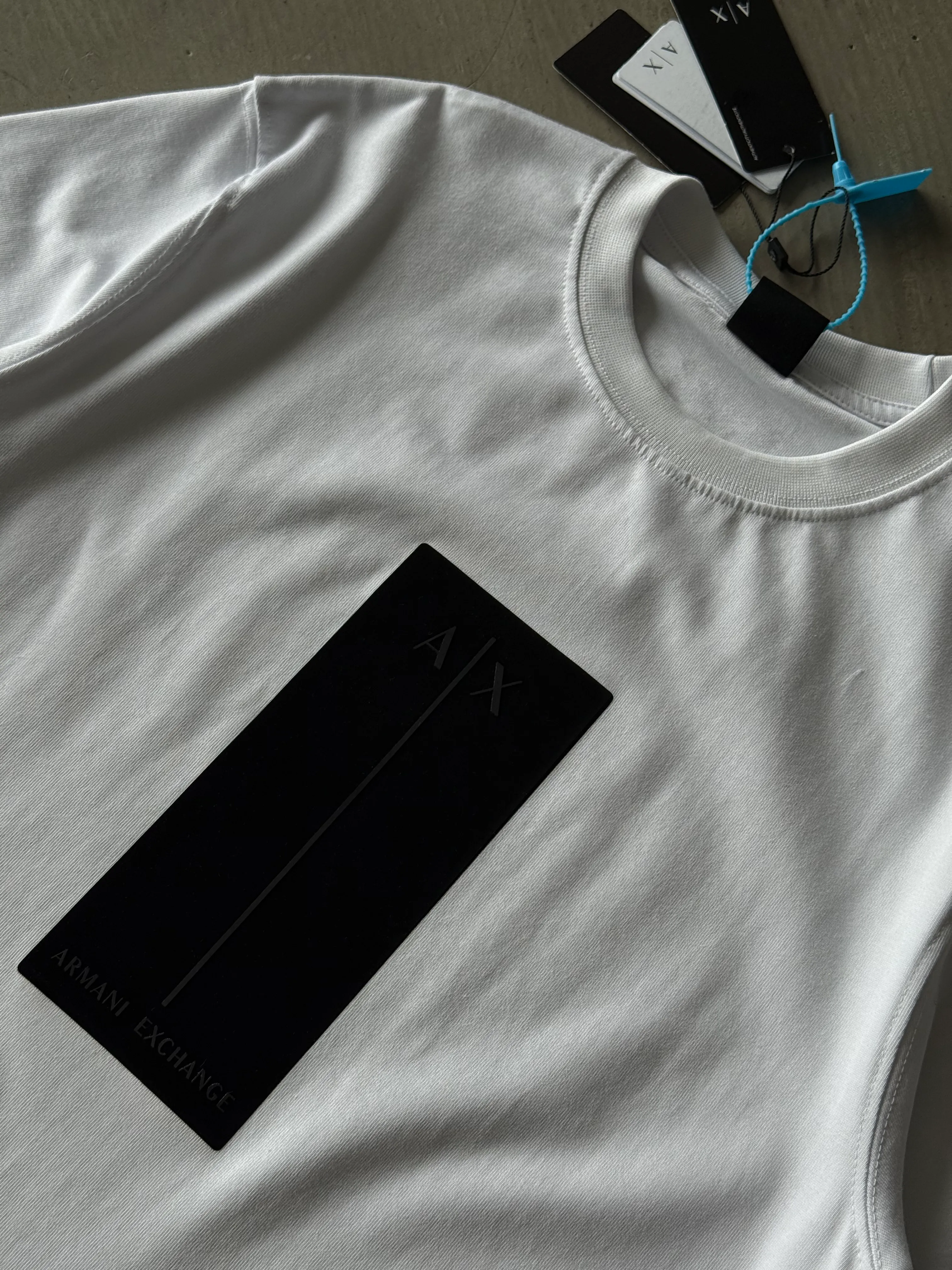 Dikdörtgen Göğüs Baskılı Basic T-Shirt