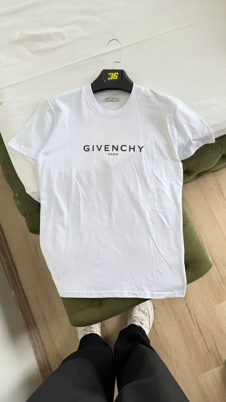 Yıldırım Baskı Detaylı T-Shirt