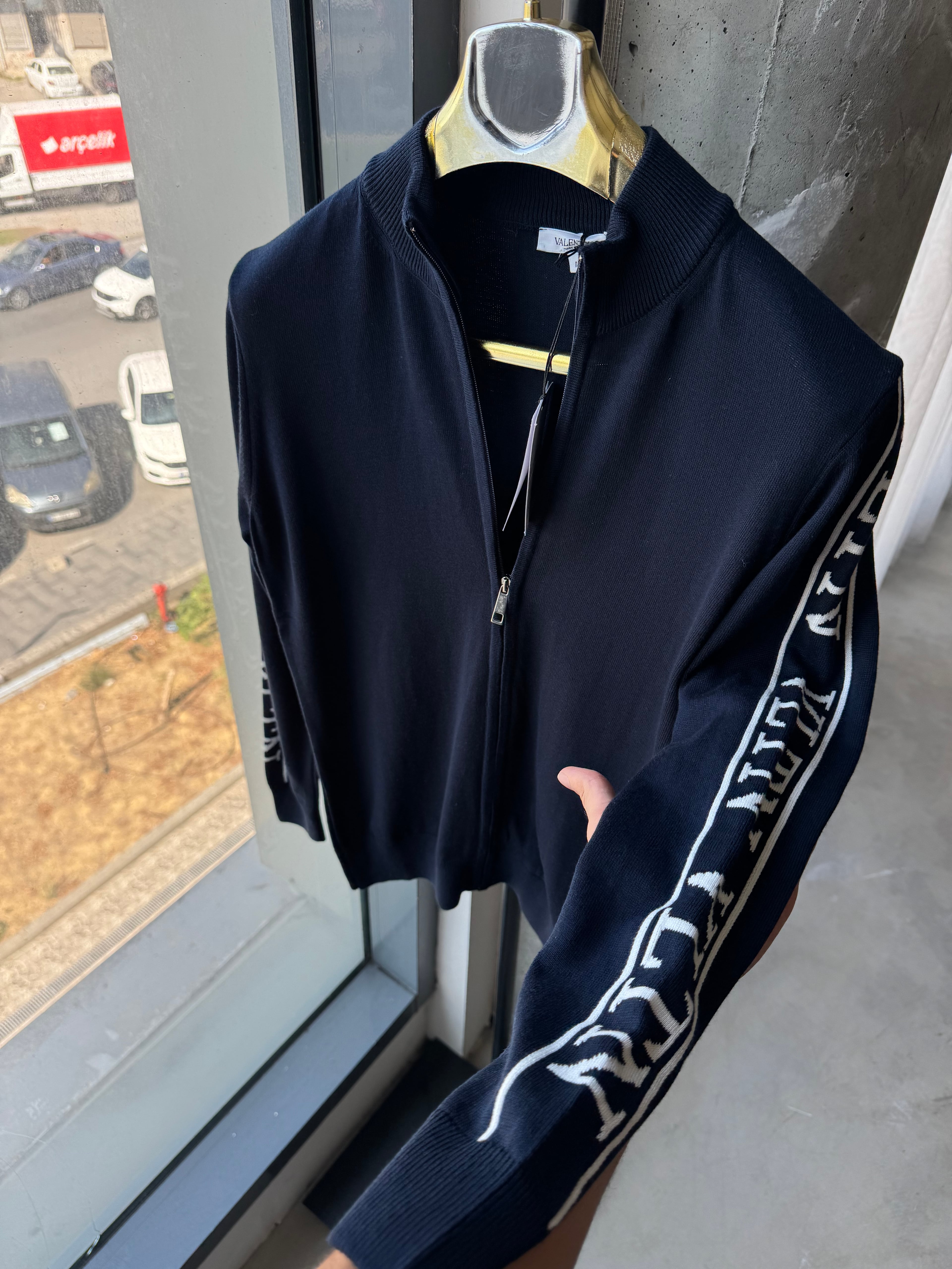 VLNT Premium Zippered Cardigan