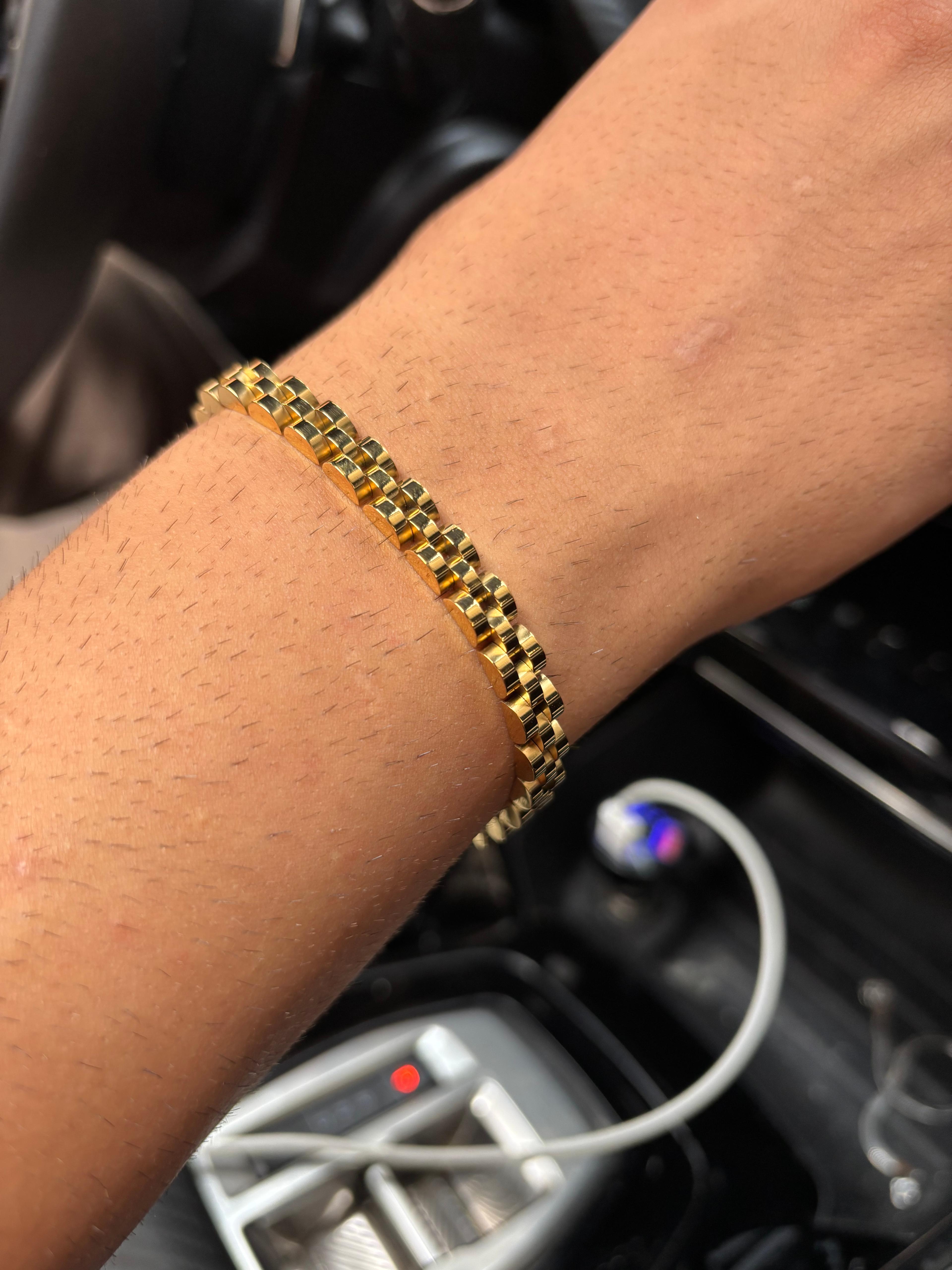 Premium Luxury Zarif Charm  - Gold