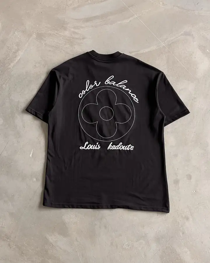 Göğüs ve Arka Nakışlı Kısa Kollu T-Shirt