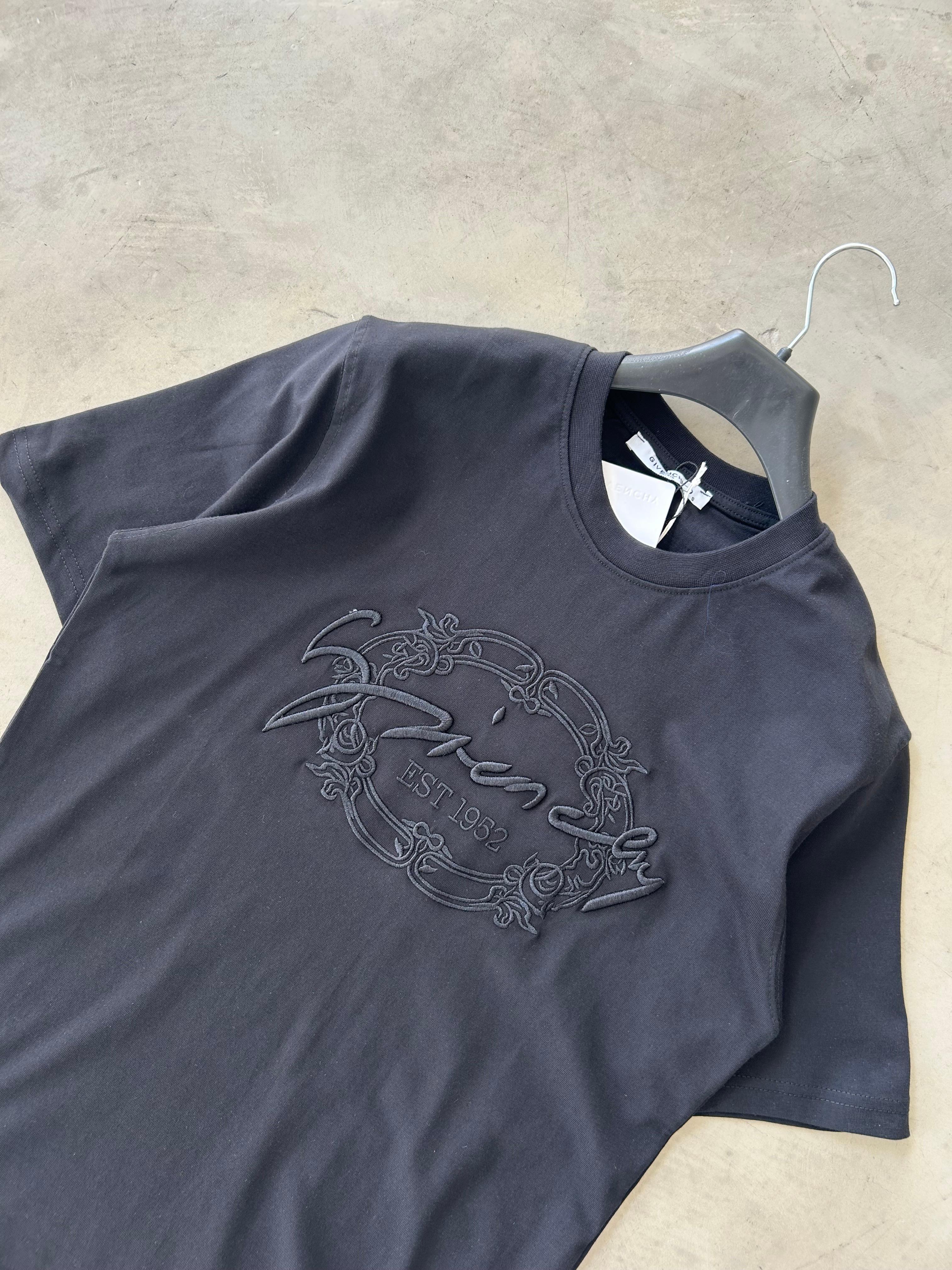 GVC Nakışlı Premium Basic Tshirt