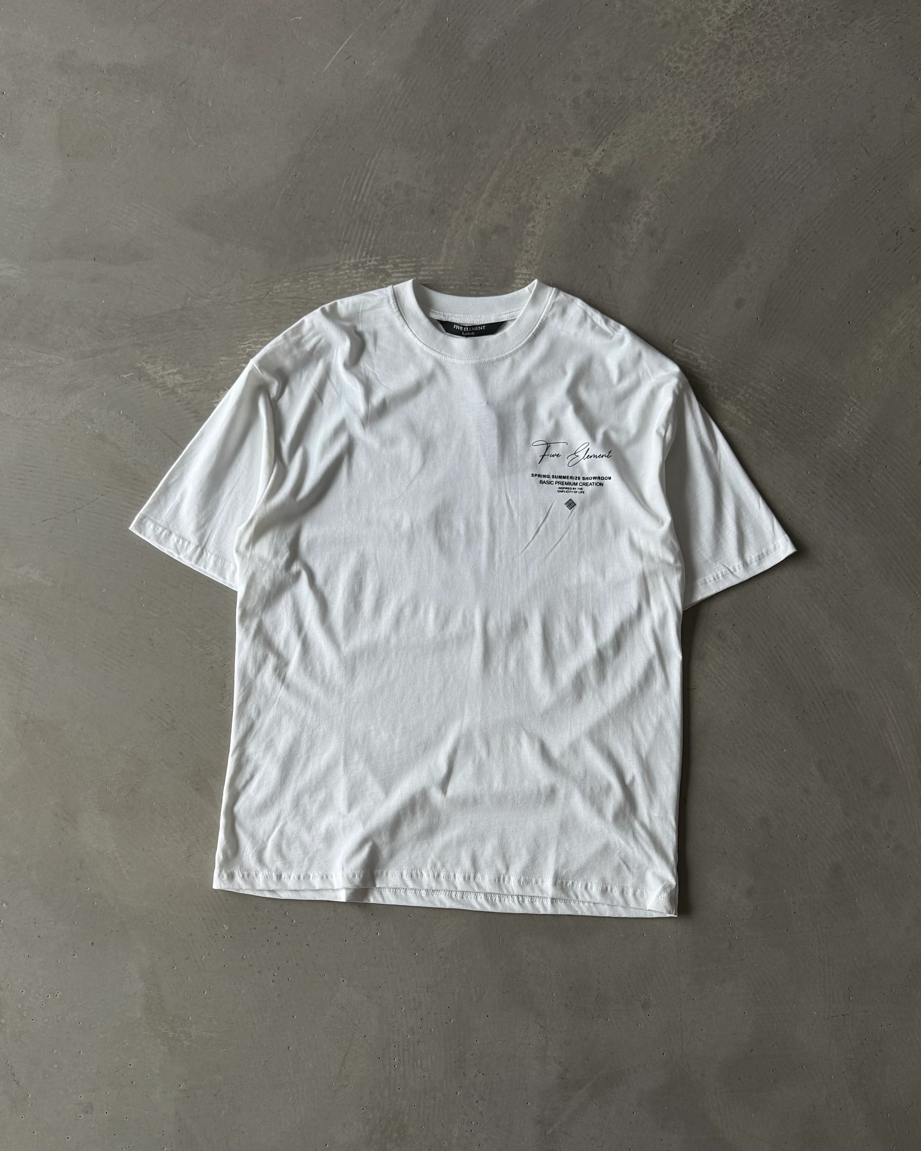 Sol Göğüs ve Arka Baskılı Basic T-Shirt