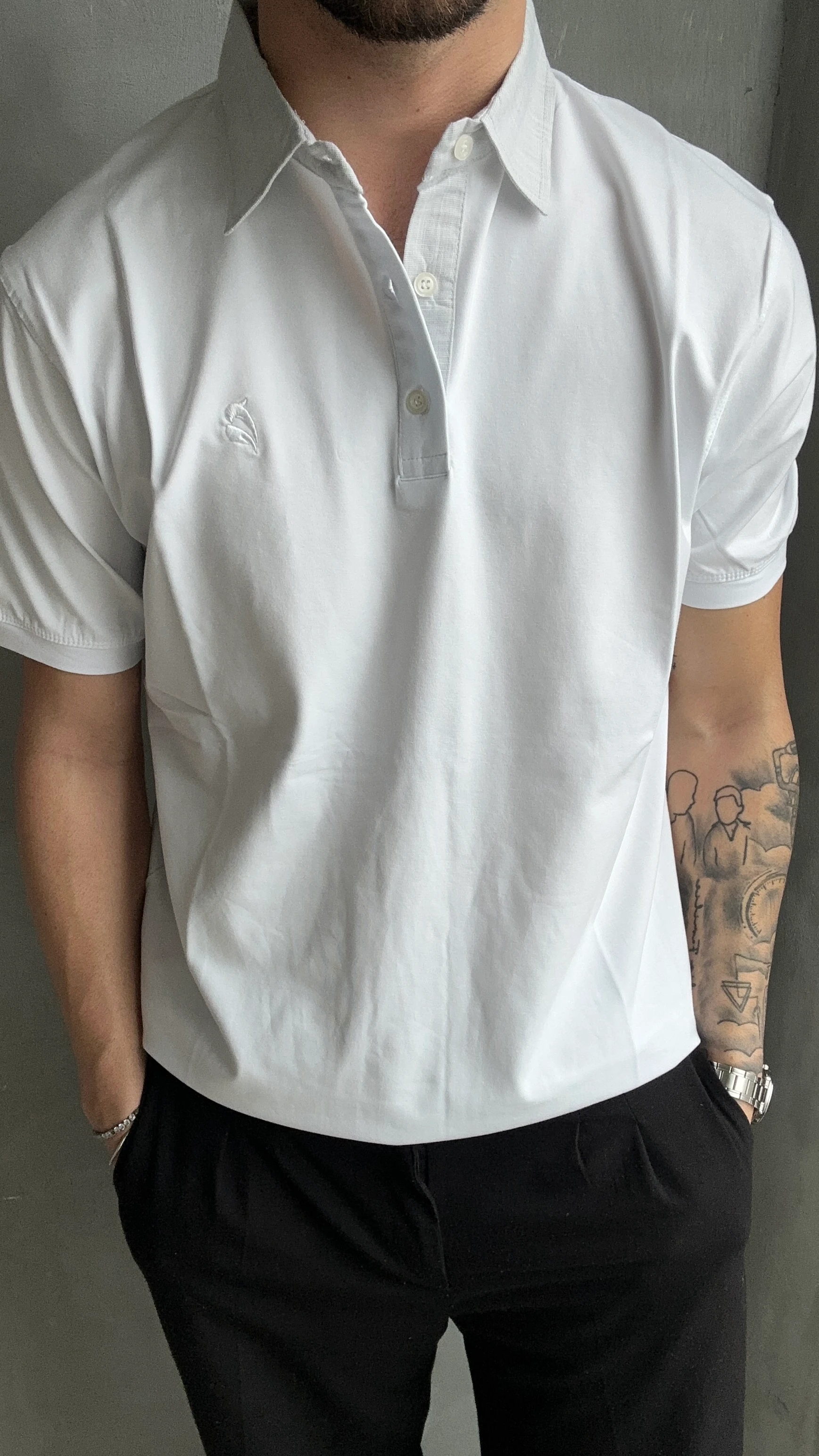 Garnili Polo Yaka Göğüs Nakışlı T-Shirt