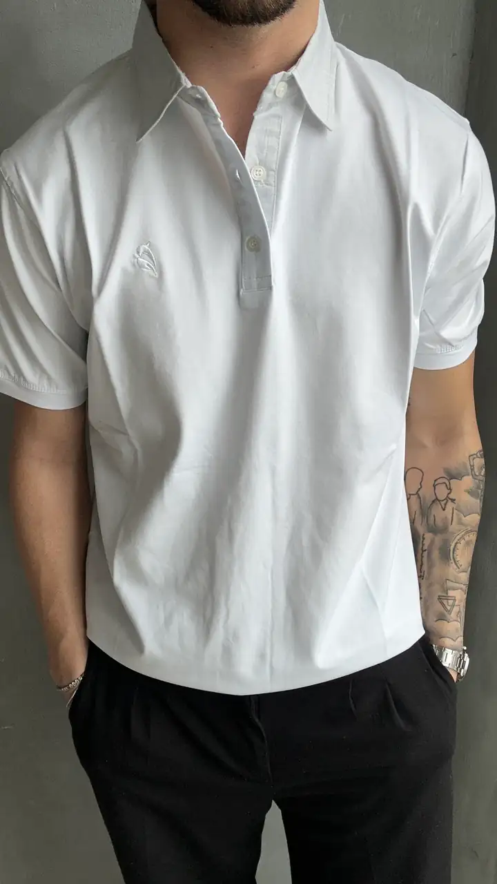 Garnili Polo Yaka Göğüs Nakışlı T-Shirt