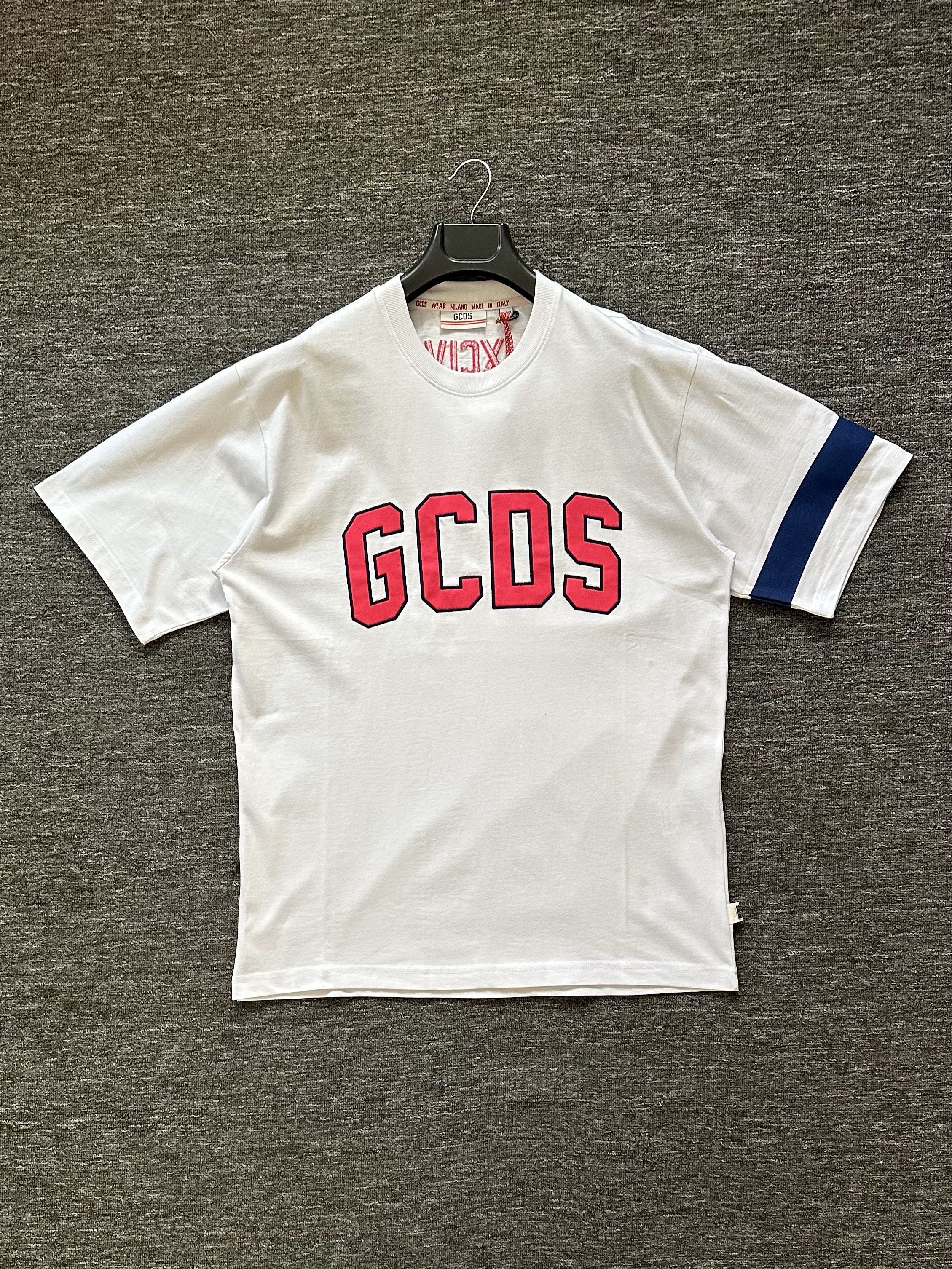 GCDS Premium Kabartma Baskı Oversized Tee