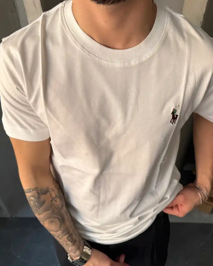 Renkli Logo Nakışlı Basic T-Shirt