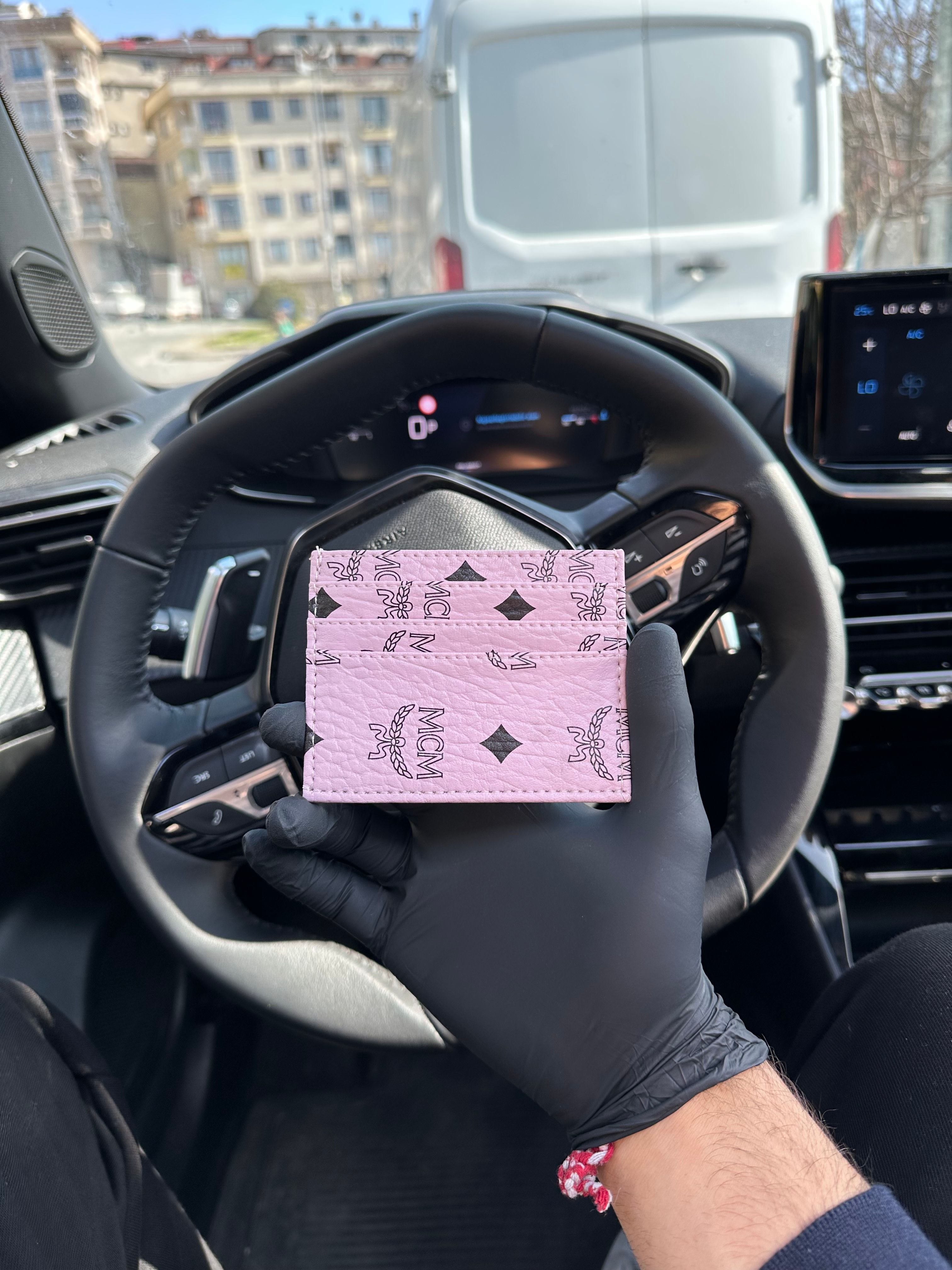 MK Desenli Premium Kartlık - Beyaz