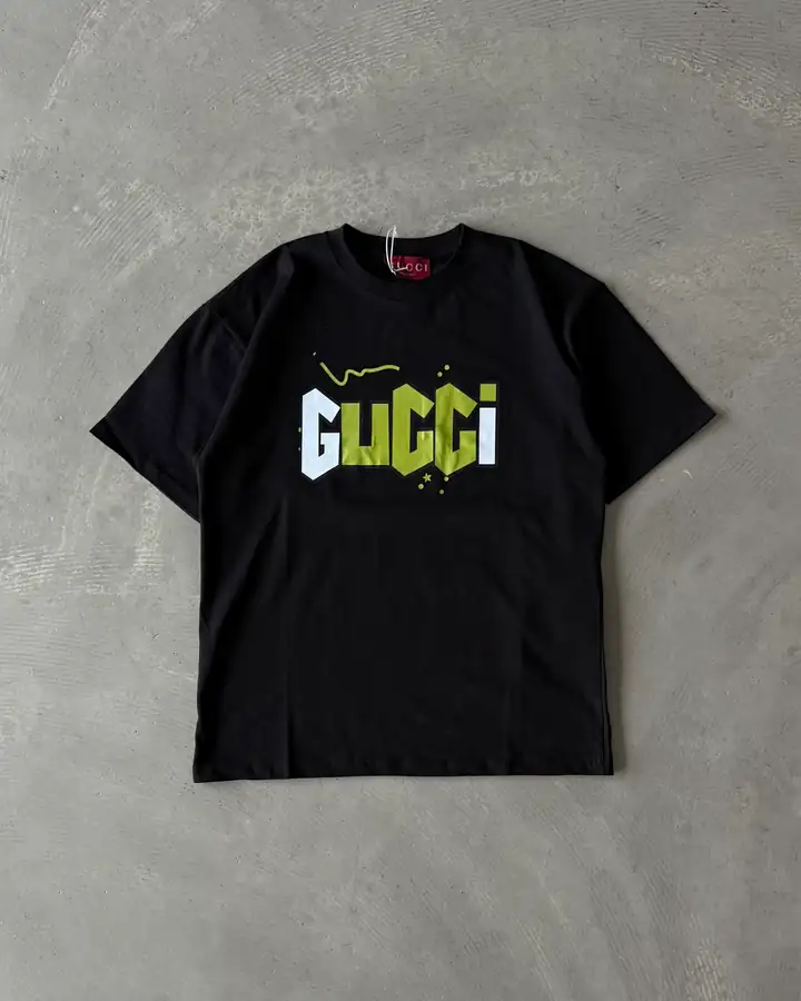 Göğüs Baskılı Basic T-Shirt