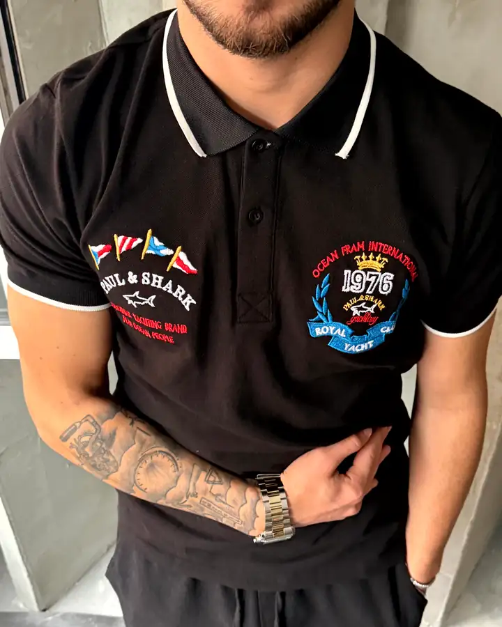 Sağ Göğüs 4 Bayrak Detaylı Polo Yaka T-Shirt