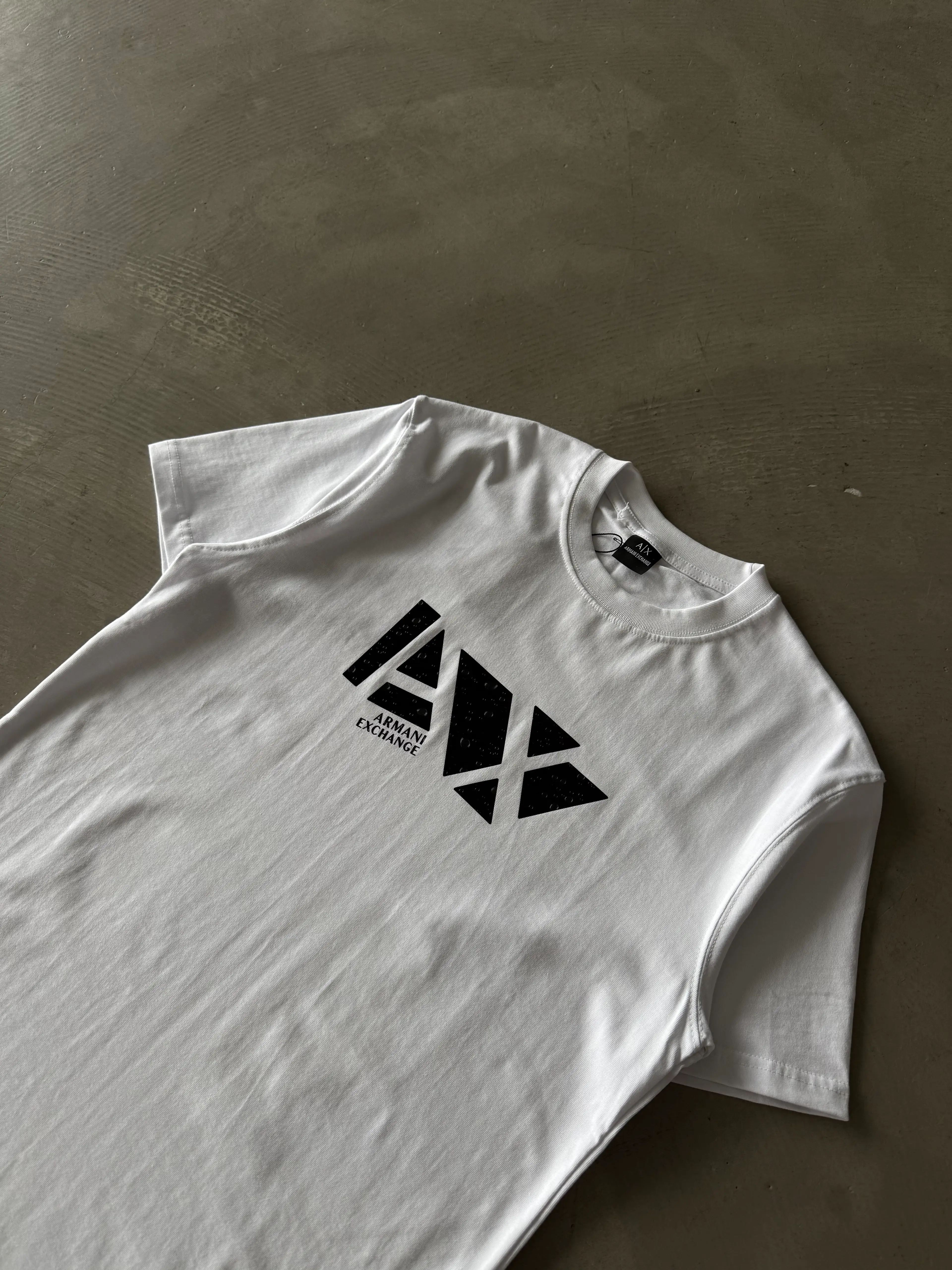 Göğüs Logo Baskılı Basic T-Shirt