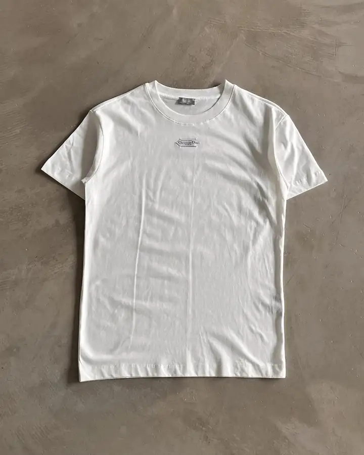 Orta Göğüs Logo Detaylı T-Shirt