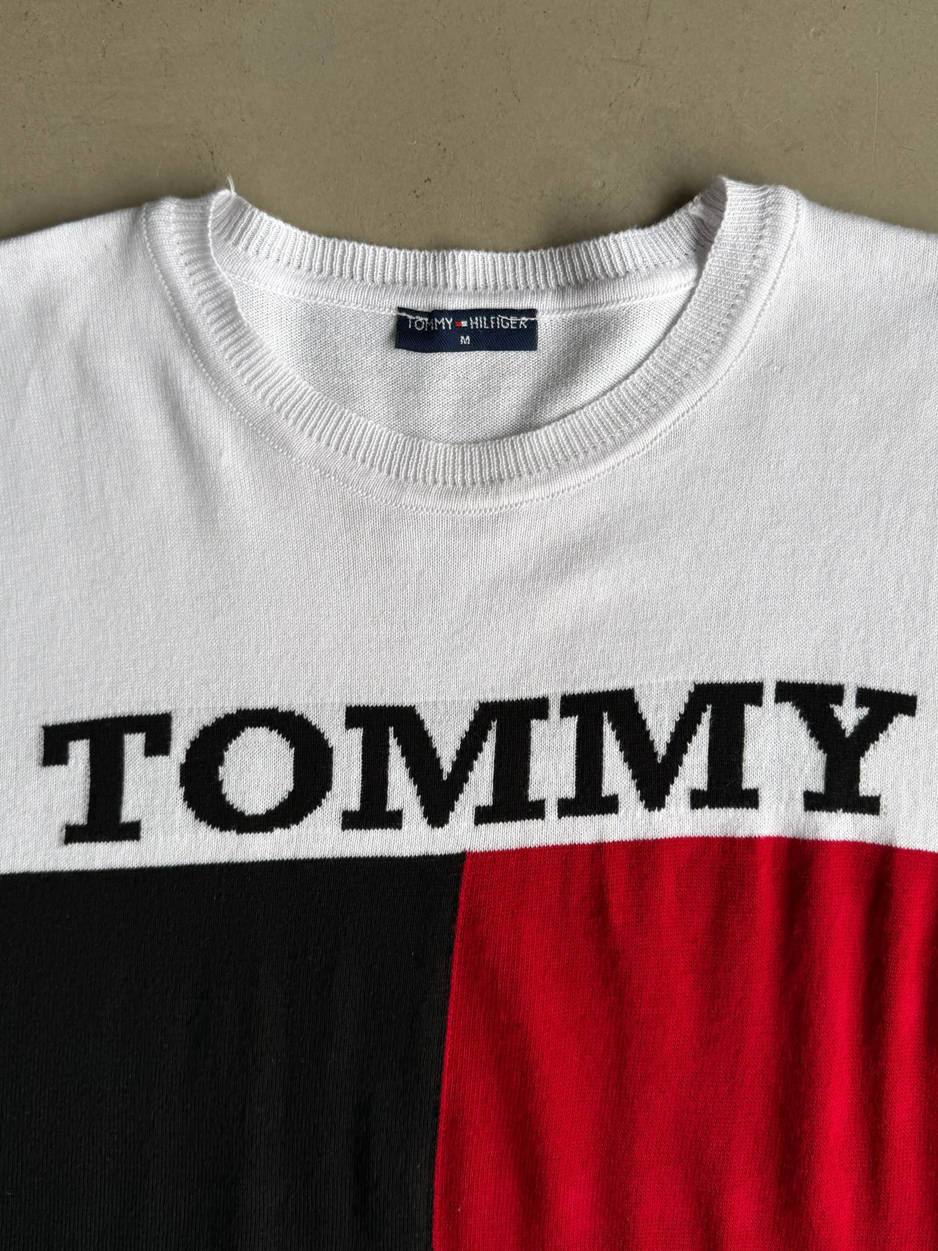 Bayrak Desenli Triko  T-Shirt