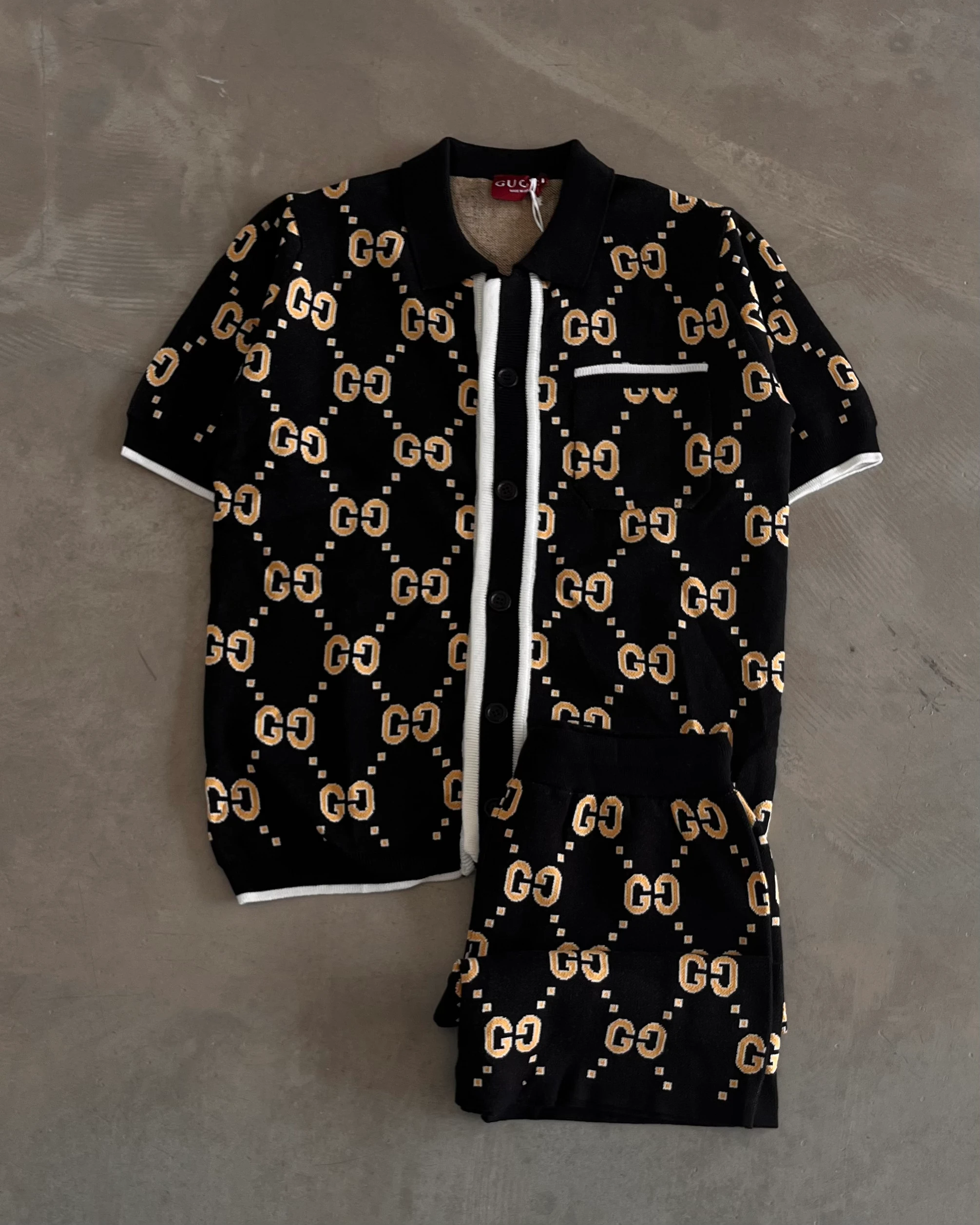 Logo Detaylı Triko Şort Takımı