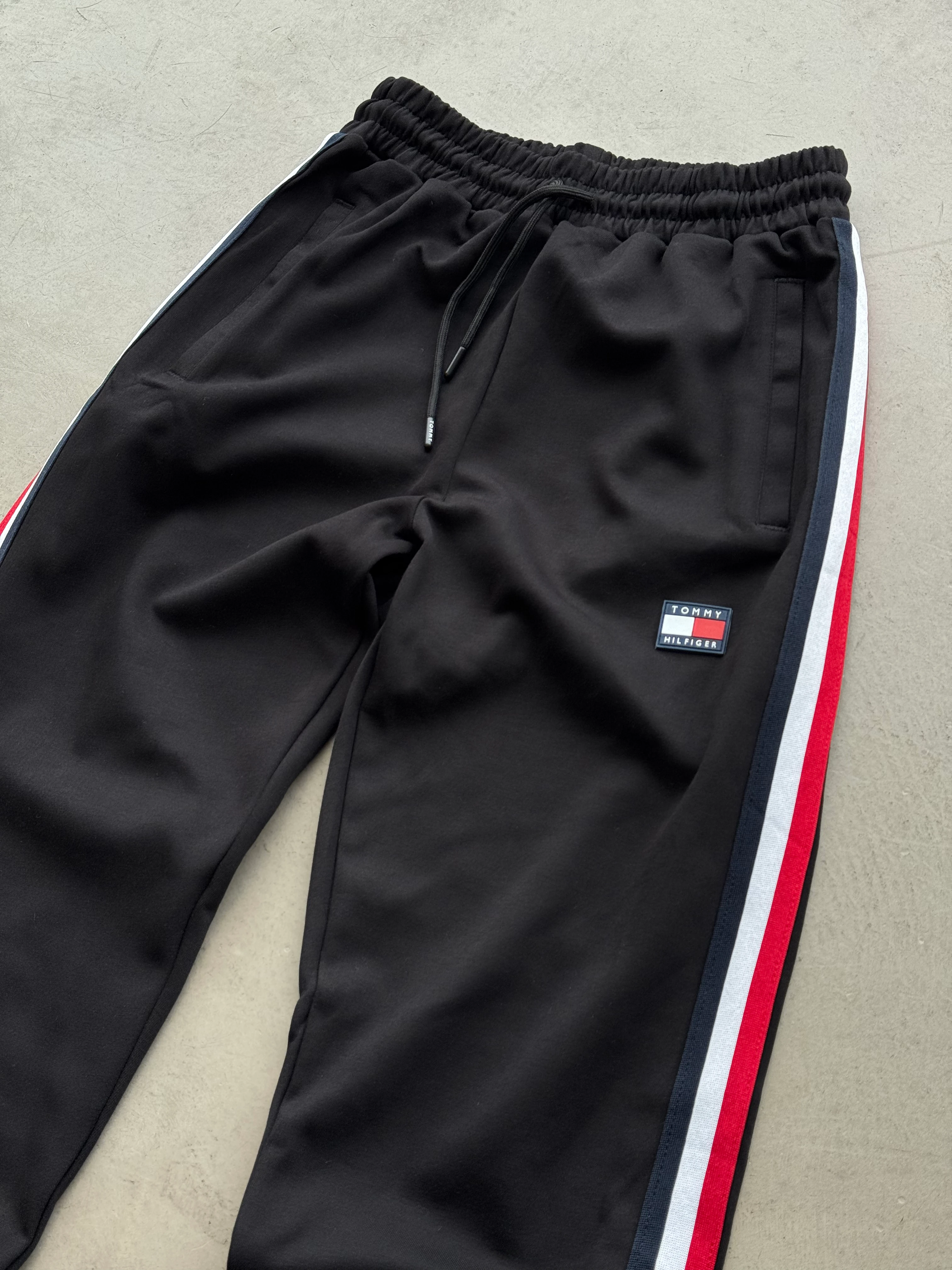 TMY Premium Logo Ve Şerit Detaylı Eşofman Takımı