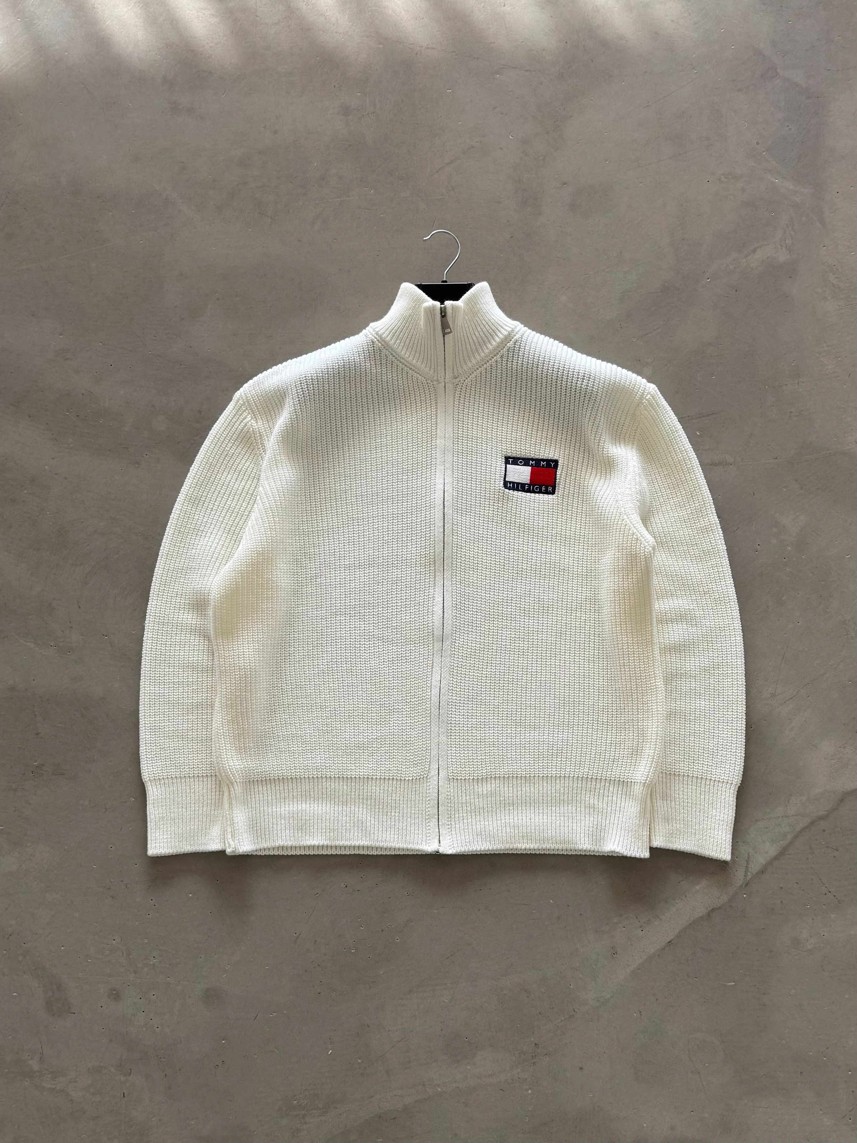 Premium Nakışlı Zipper - Beyaz