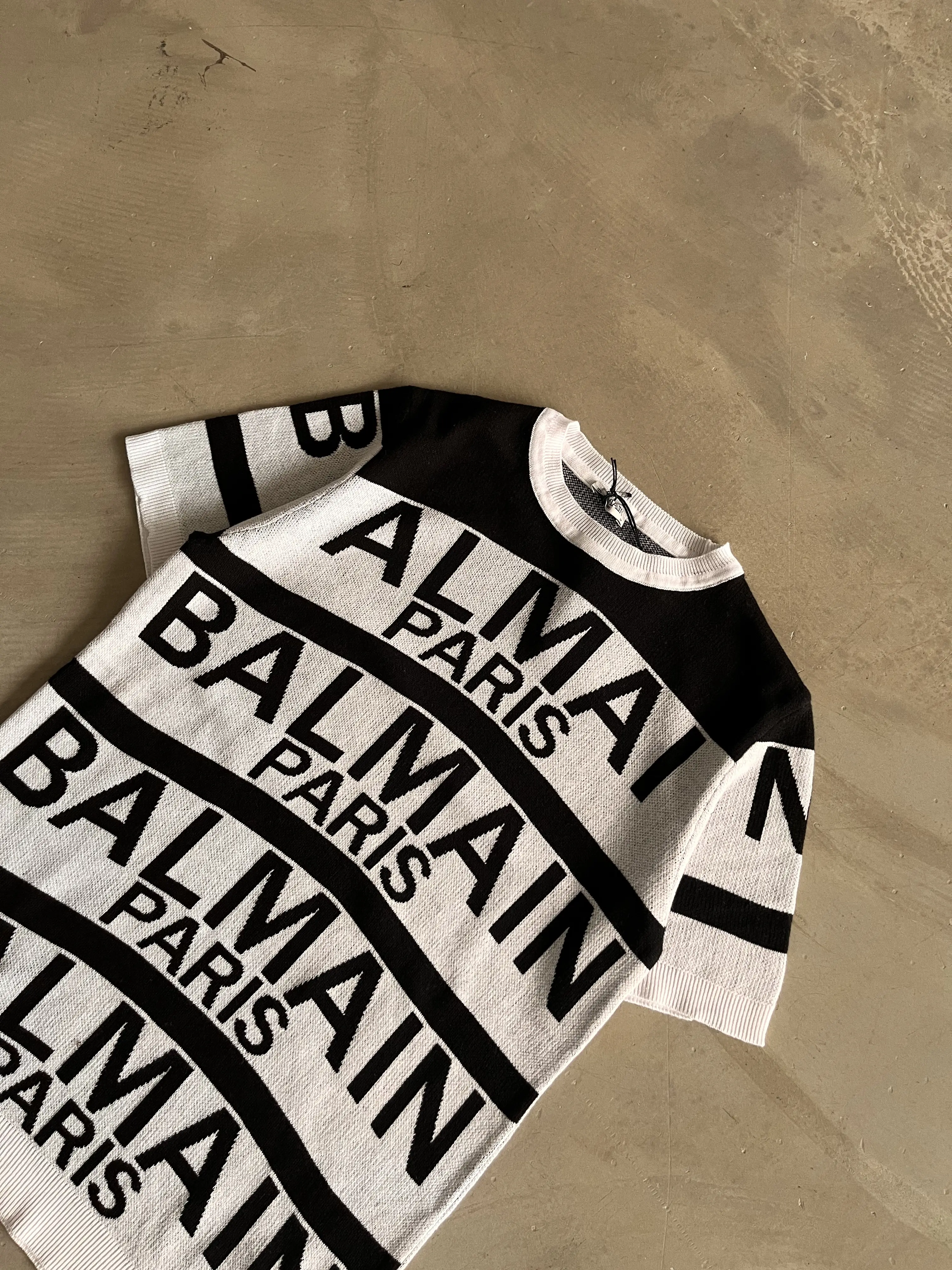 Full Logo Detaylı T-Shirt