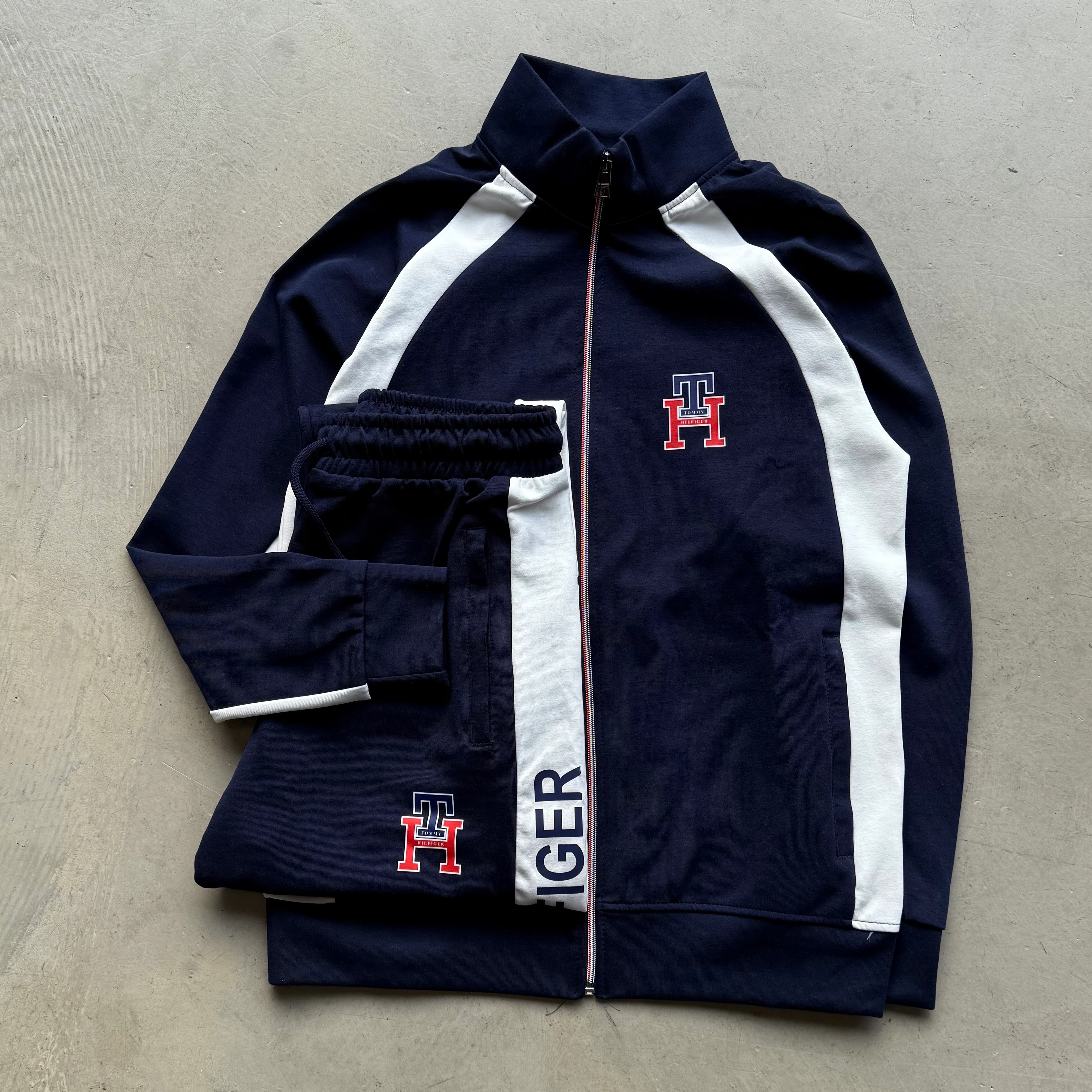 TMY Premium TH Logo Detaylı Eşofman Takımı - Lacivert