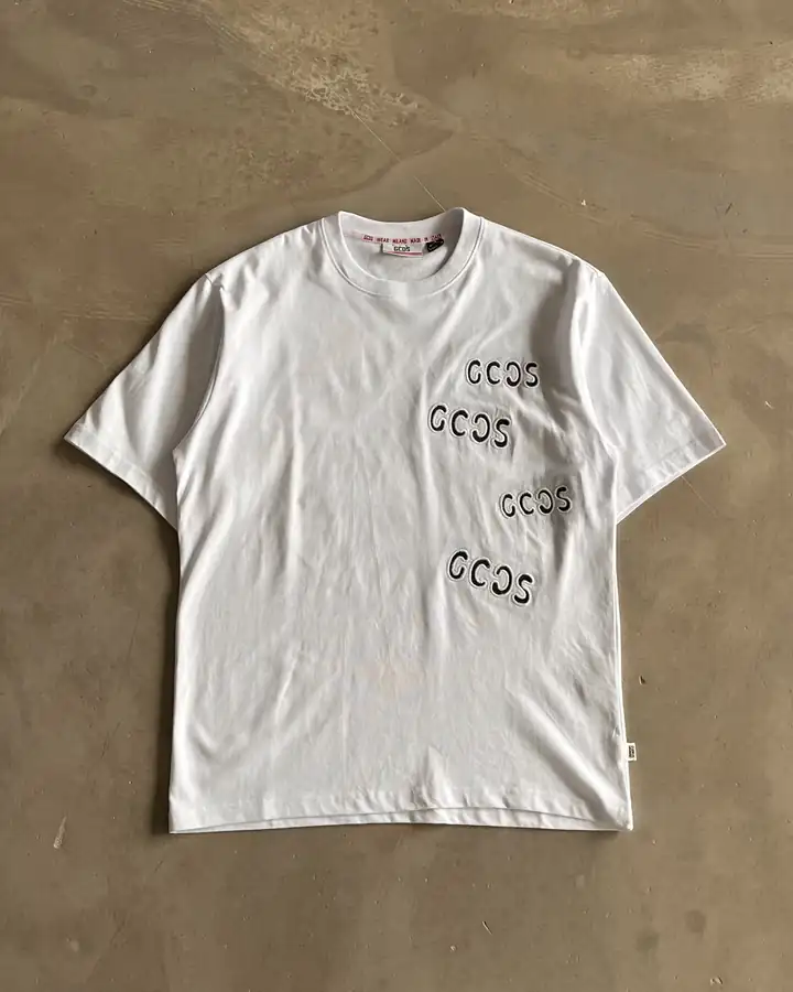 Göğüs Logo Nakışlı Basic T-Shirt