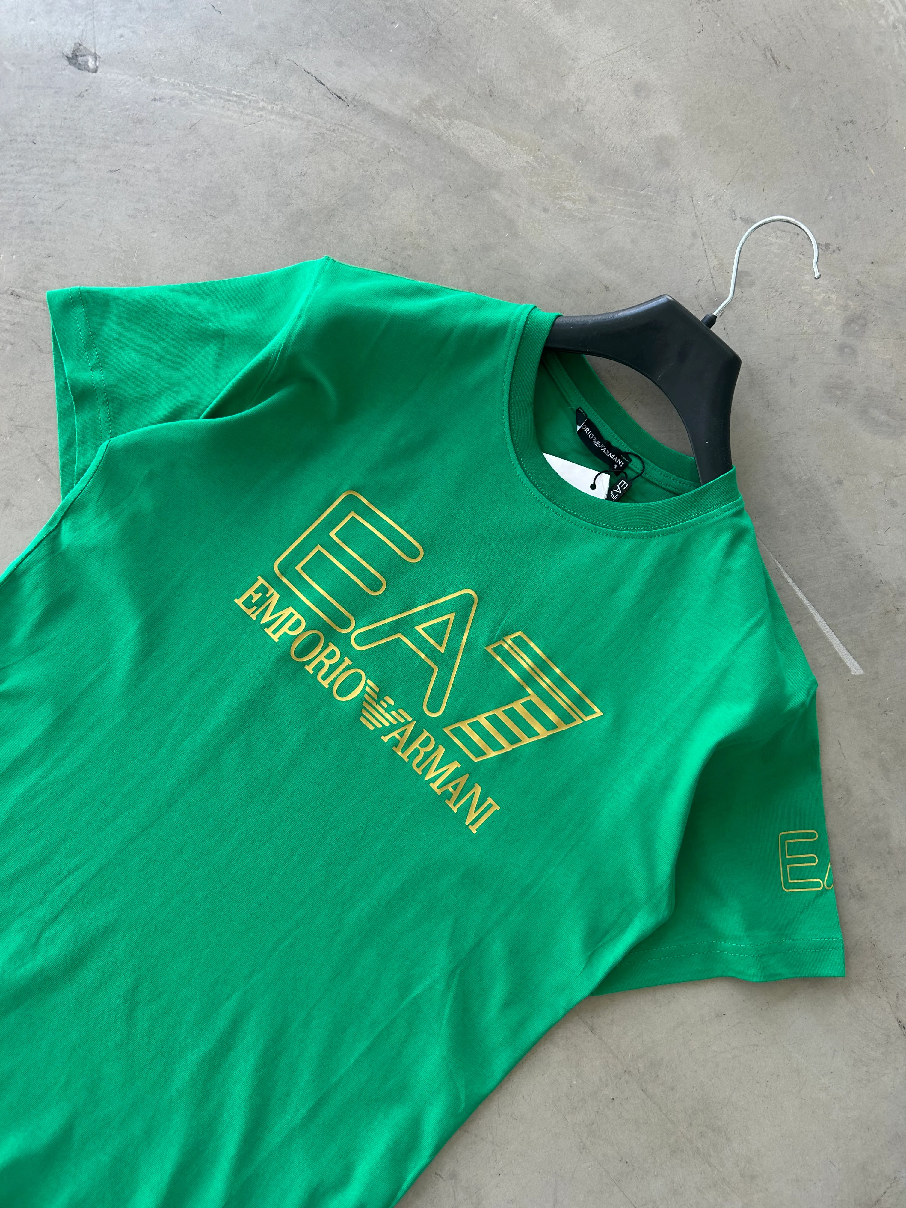 EA7 Orta Bakılı Premium Basic Tshirt