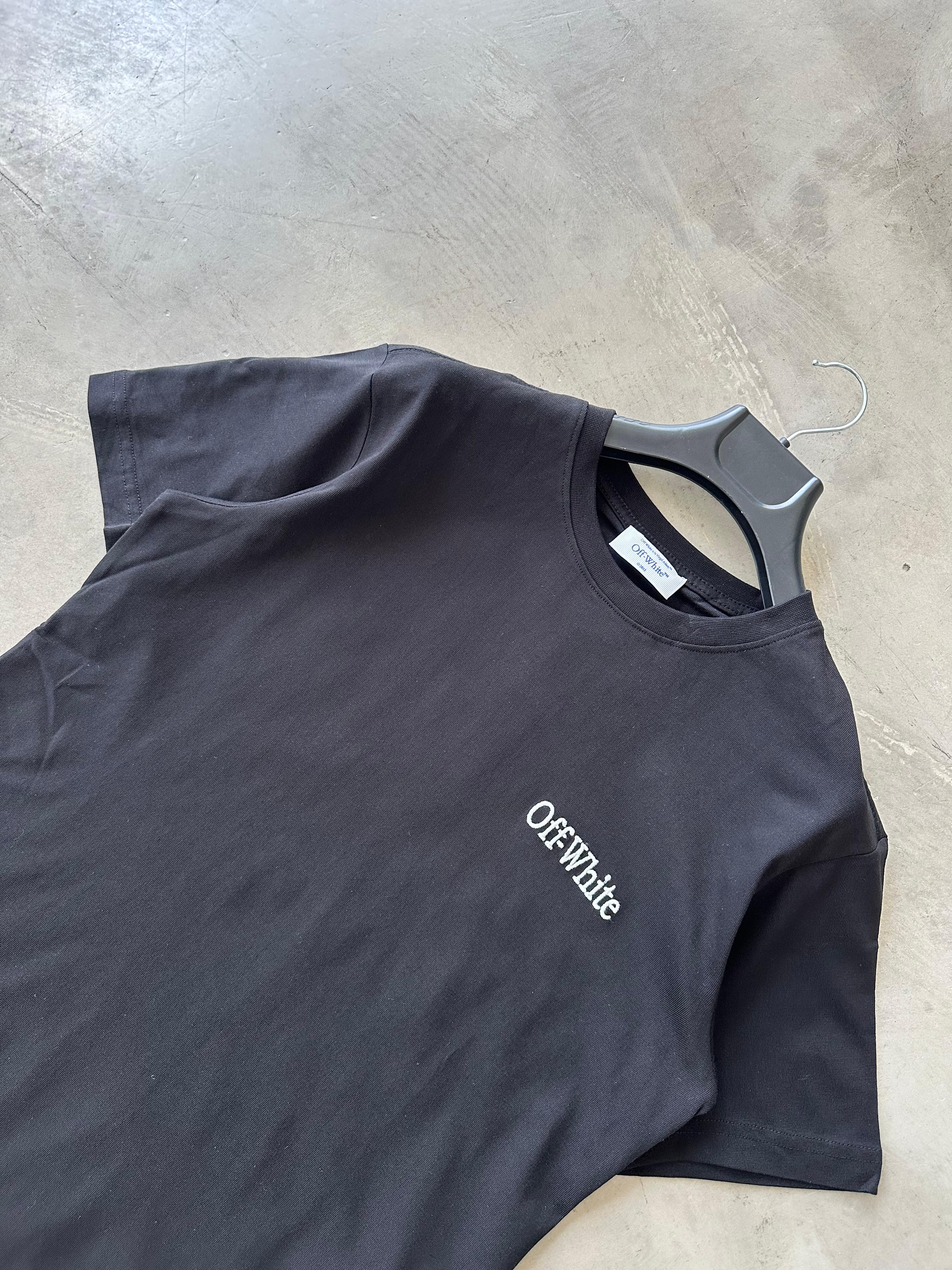 OW Premium Nakışlı Arka Detaylı Tshirt