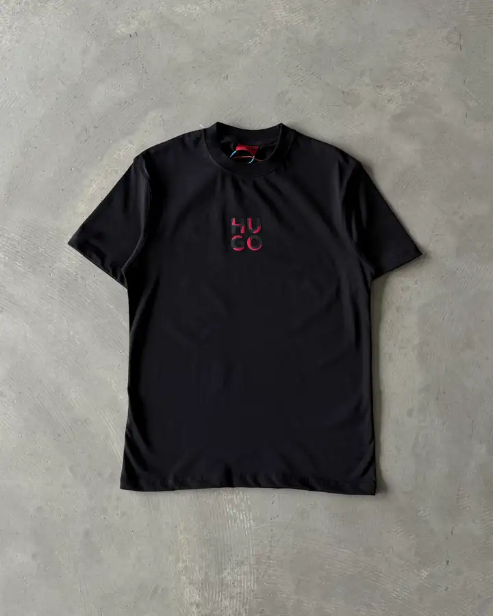 Göğüs Logo Baskılı Basic T-Shirt