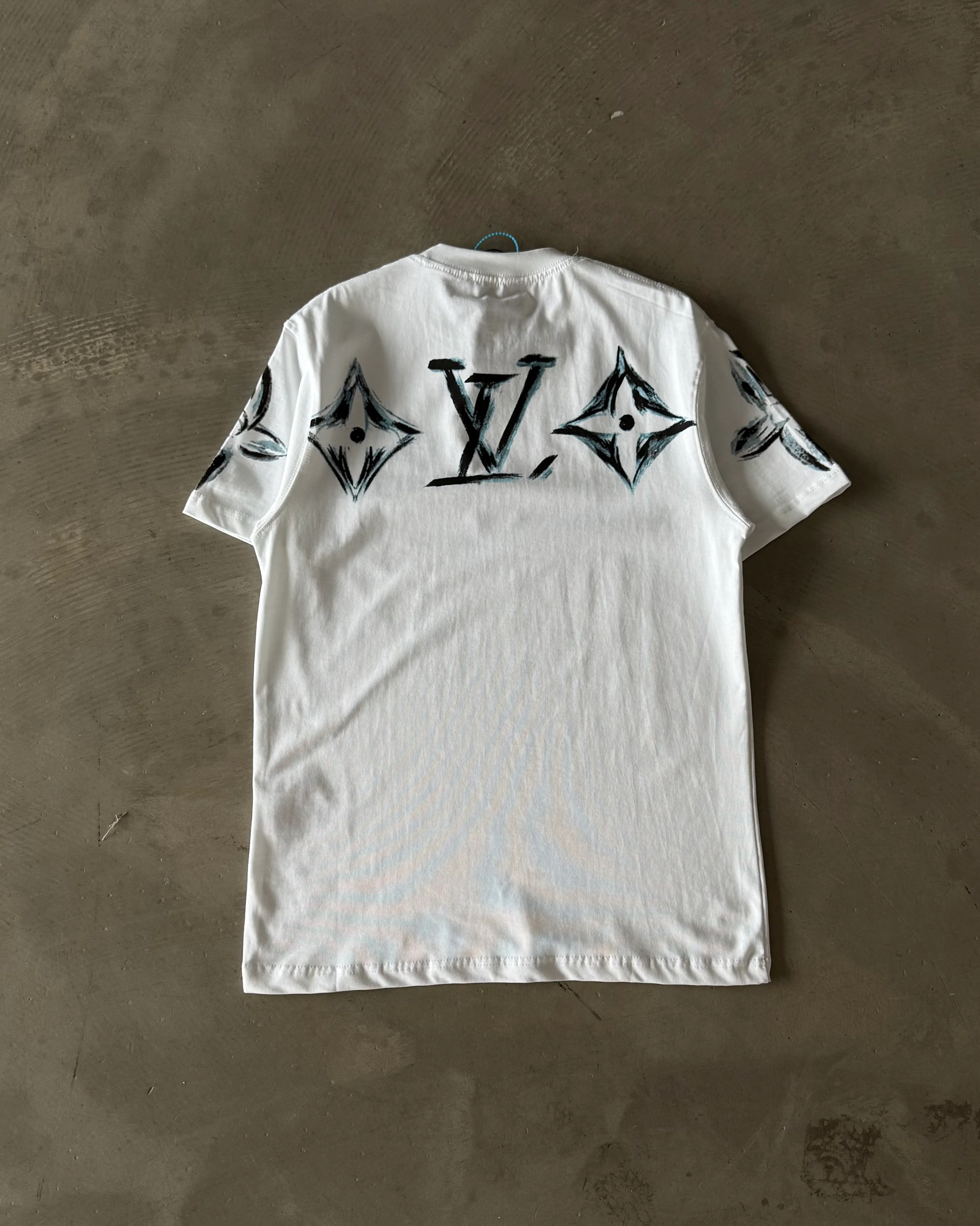 Sol Göğüs ve Arka Baskılı Basic T-Shirt