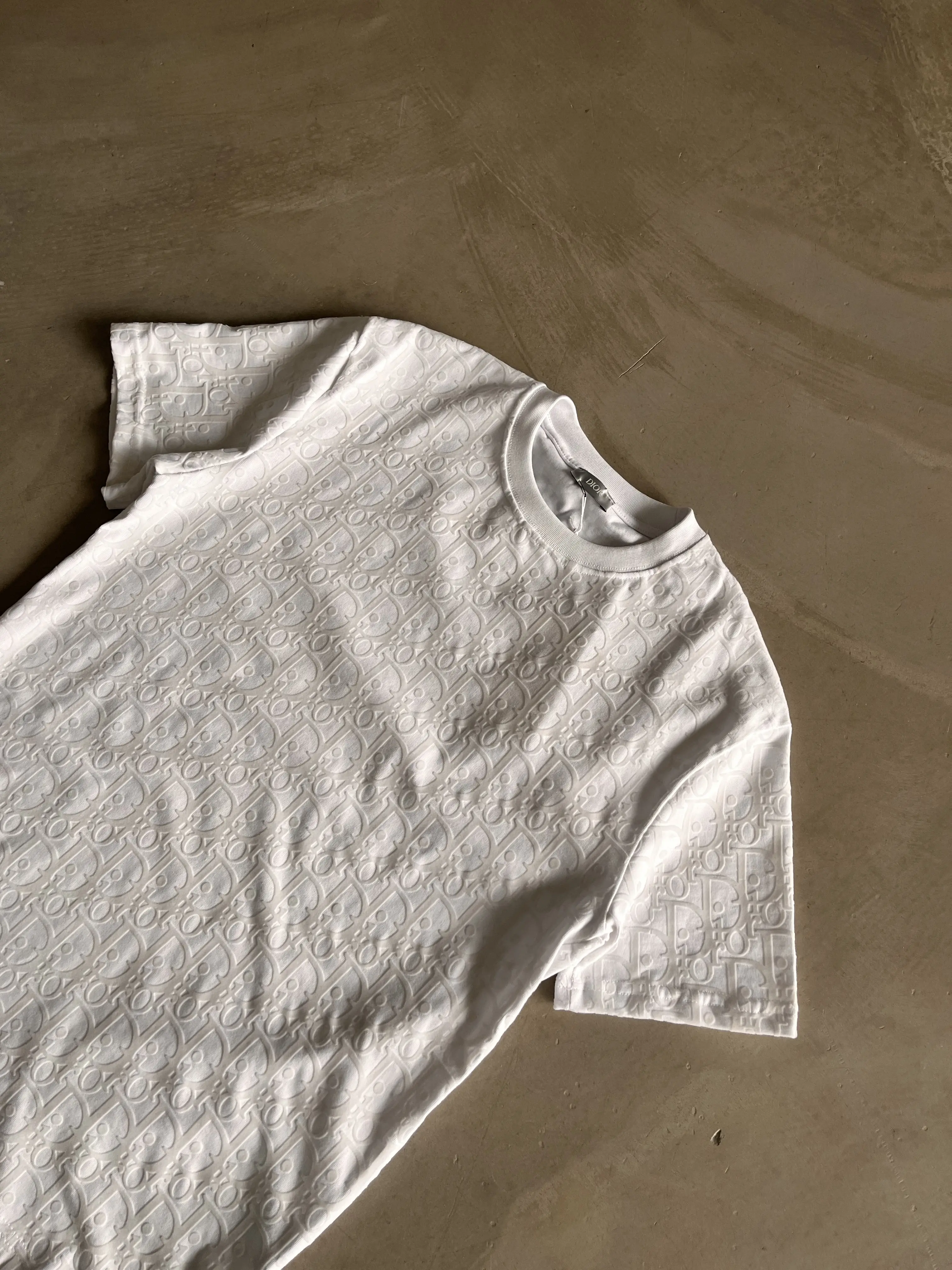 Full Logo Kabartmalı Basic Tshirt