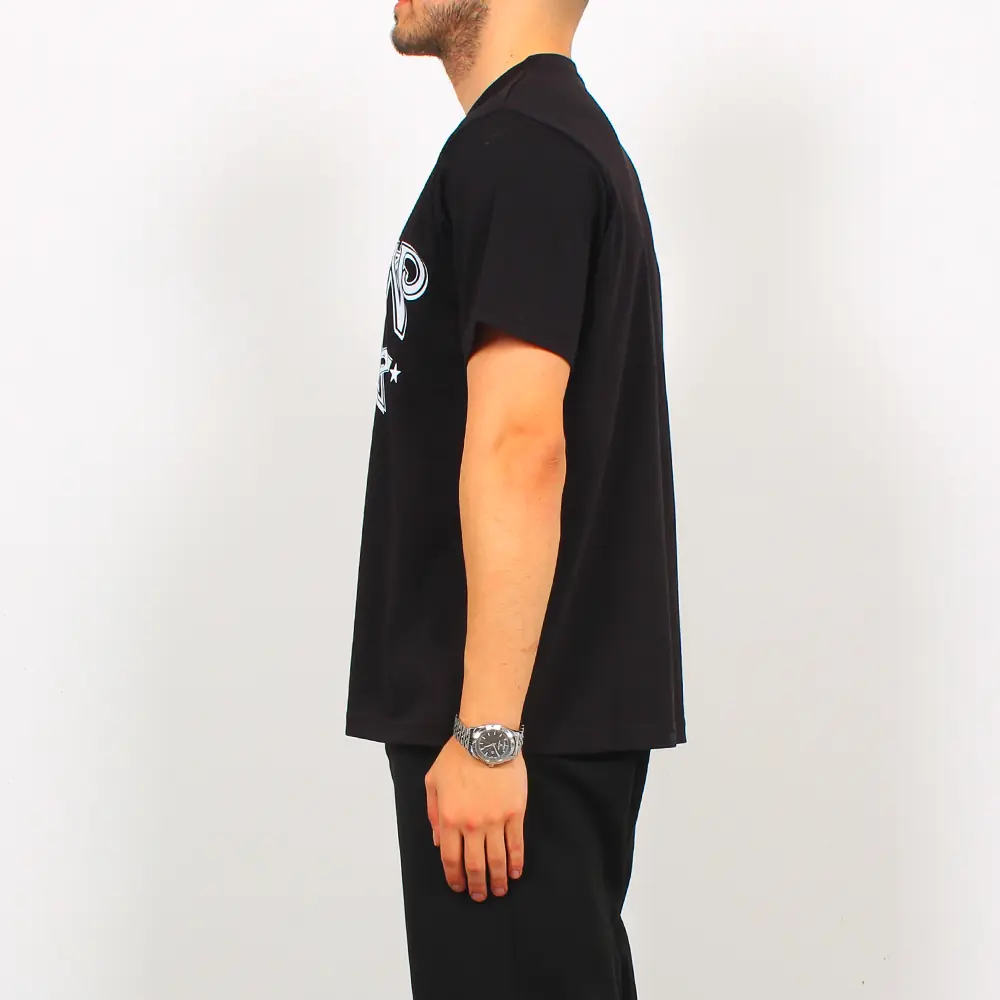 Göğüs Baskılı T-Shirt