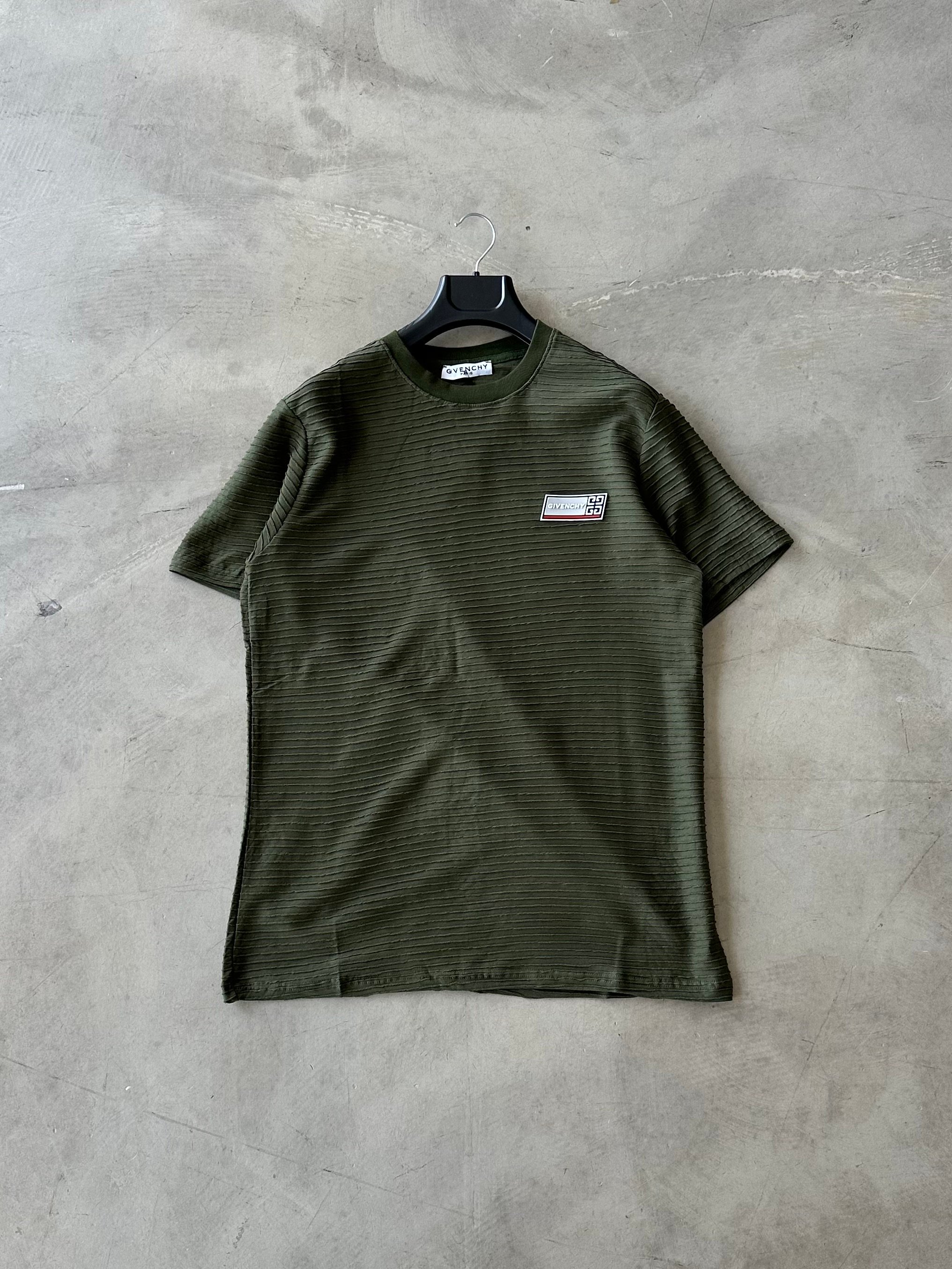 GVNC Logo Detay Çizgili Basic Tshirt - Yeşil