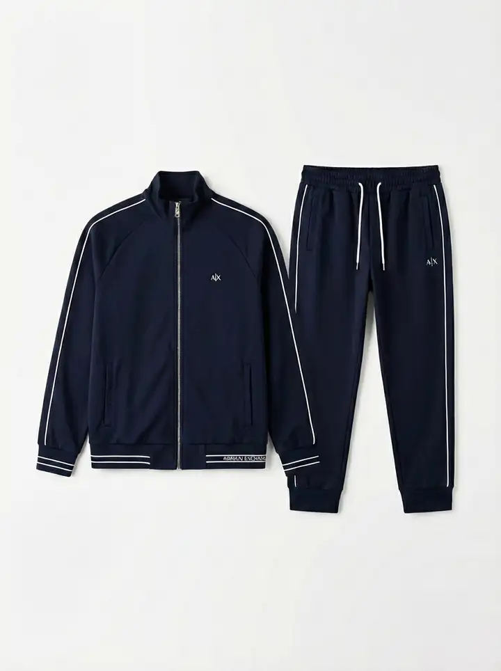 Demir Logo Detaylı Eşofman Takımı