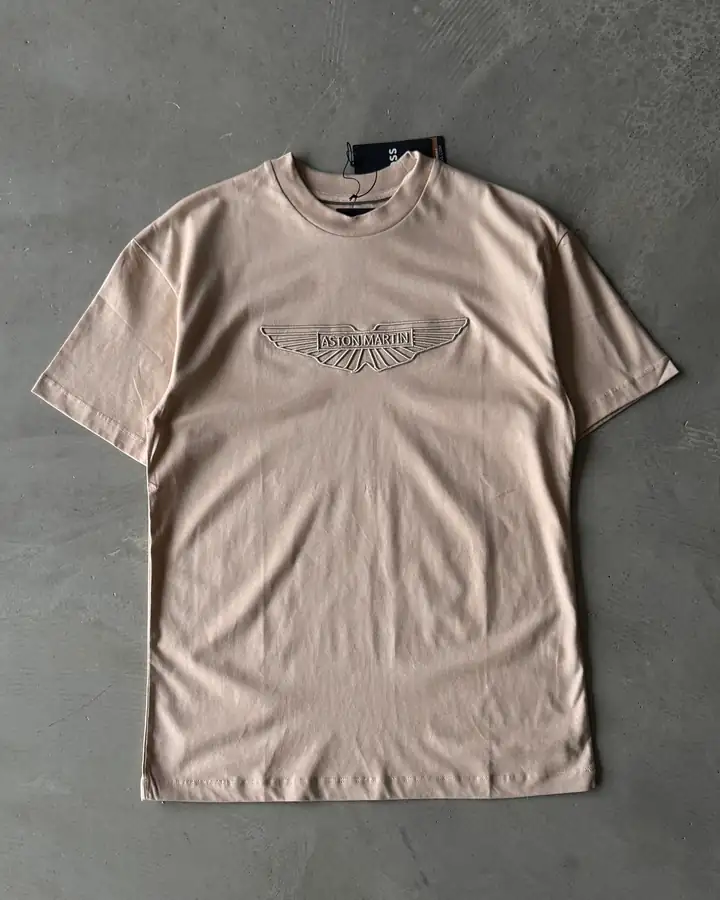 Göğüs Nakışlı Basic T-Shirt