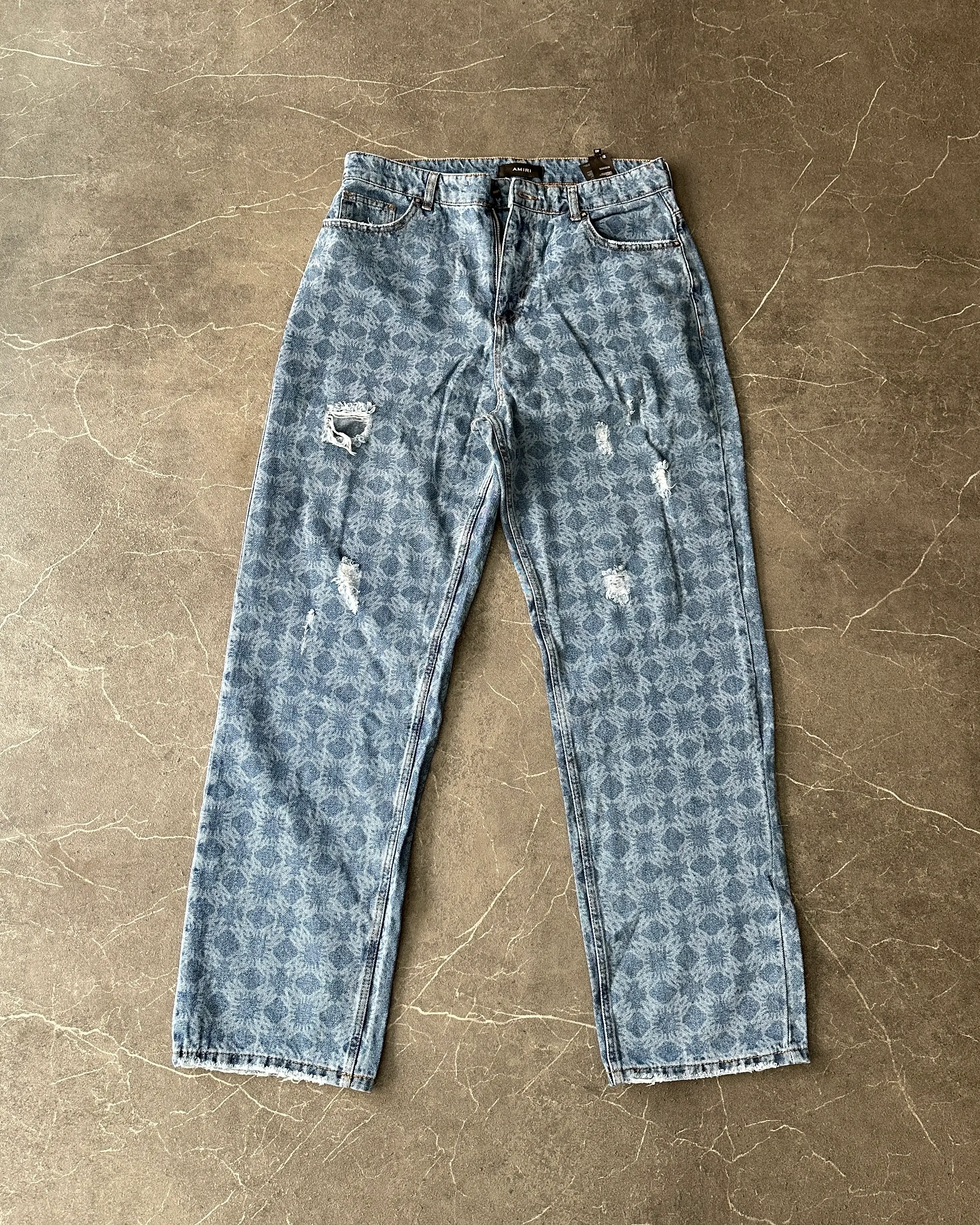 Yırtmaç Detaylı Full Yıkamalı Kot Pantolon