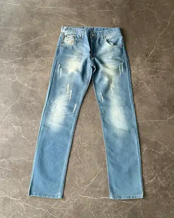 Yıkamalı & Yırtmaç Detaylı Kot Pantolon