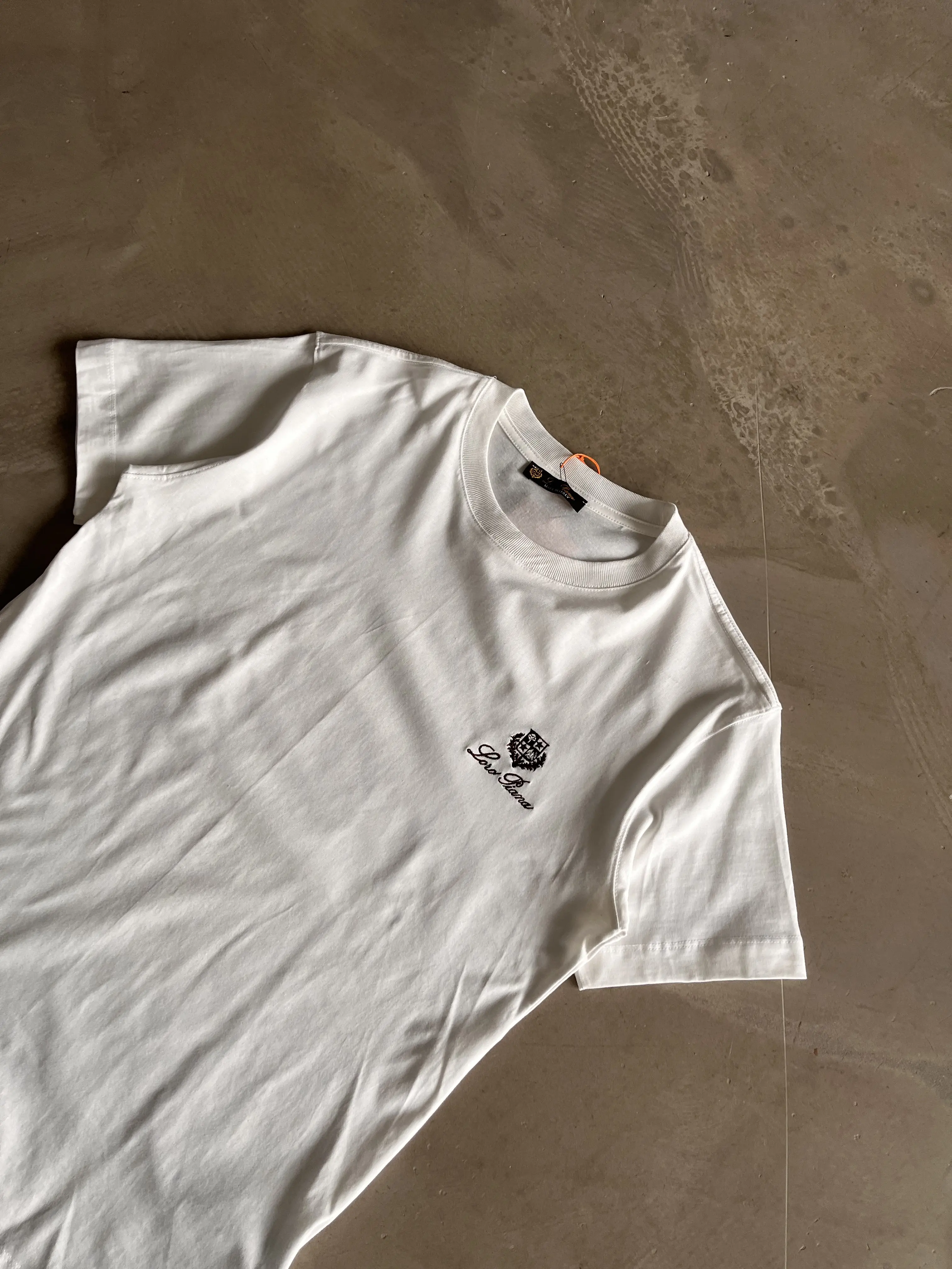 Nakışlı Logo Detaylı Basic T-Shirt