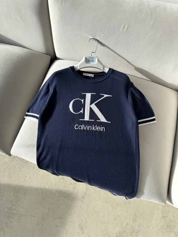 Göğüs Logolu Triko T-Shirt